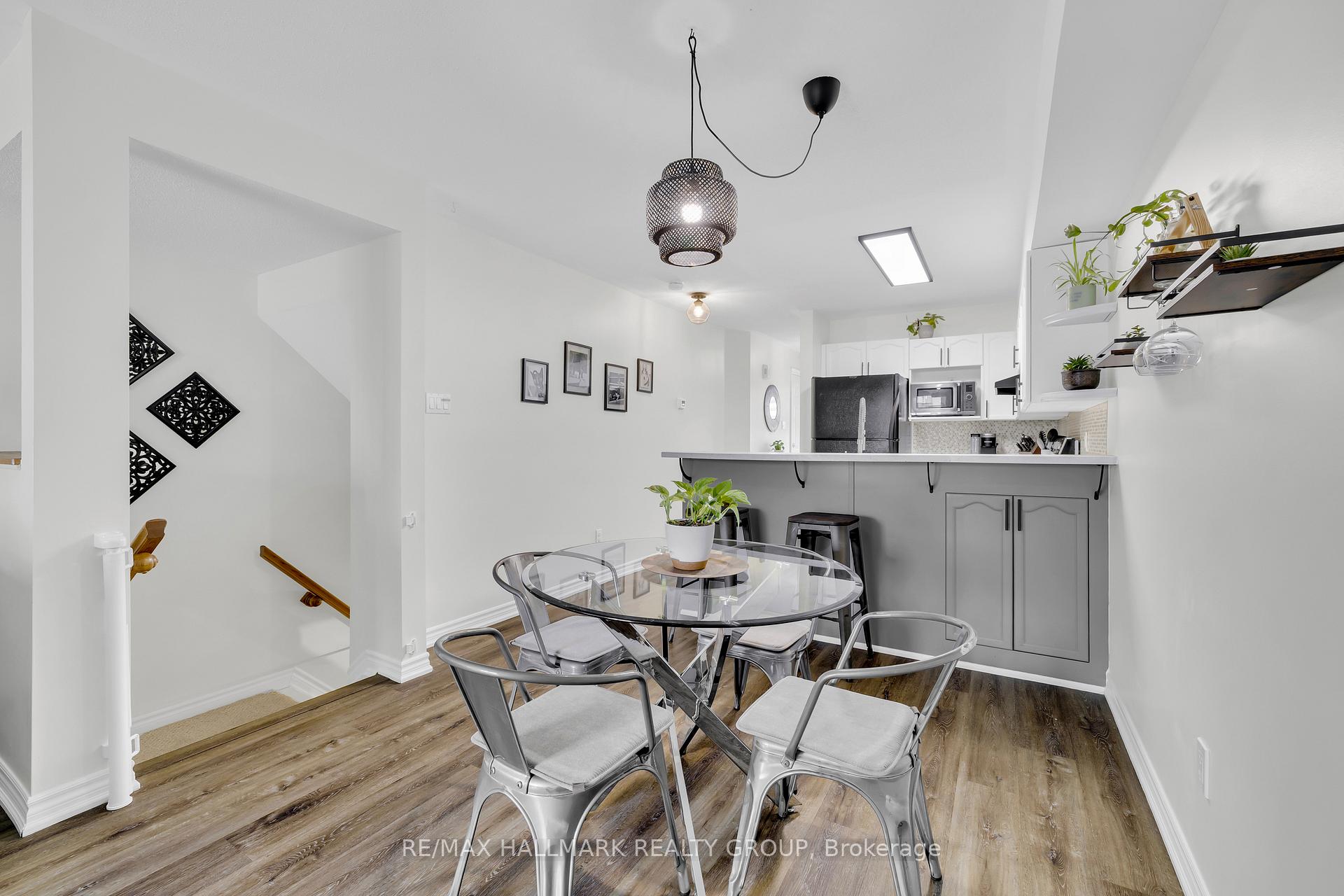 Photo 9 of 1344 Guthrie Street, Ottawa, Leslie Park — HOMEH