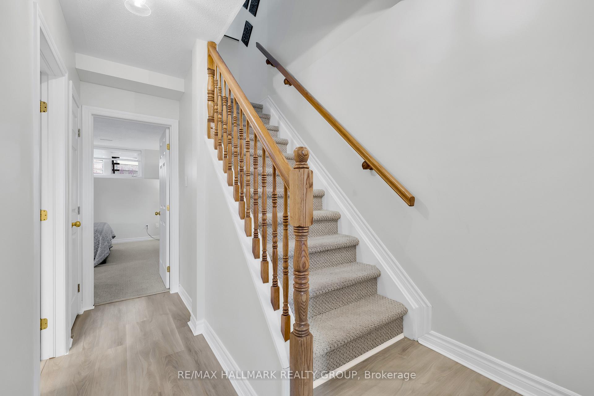 Photo 18 of 1344 Guthrie Street, Ottawa, Leslie Park — HOMEH