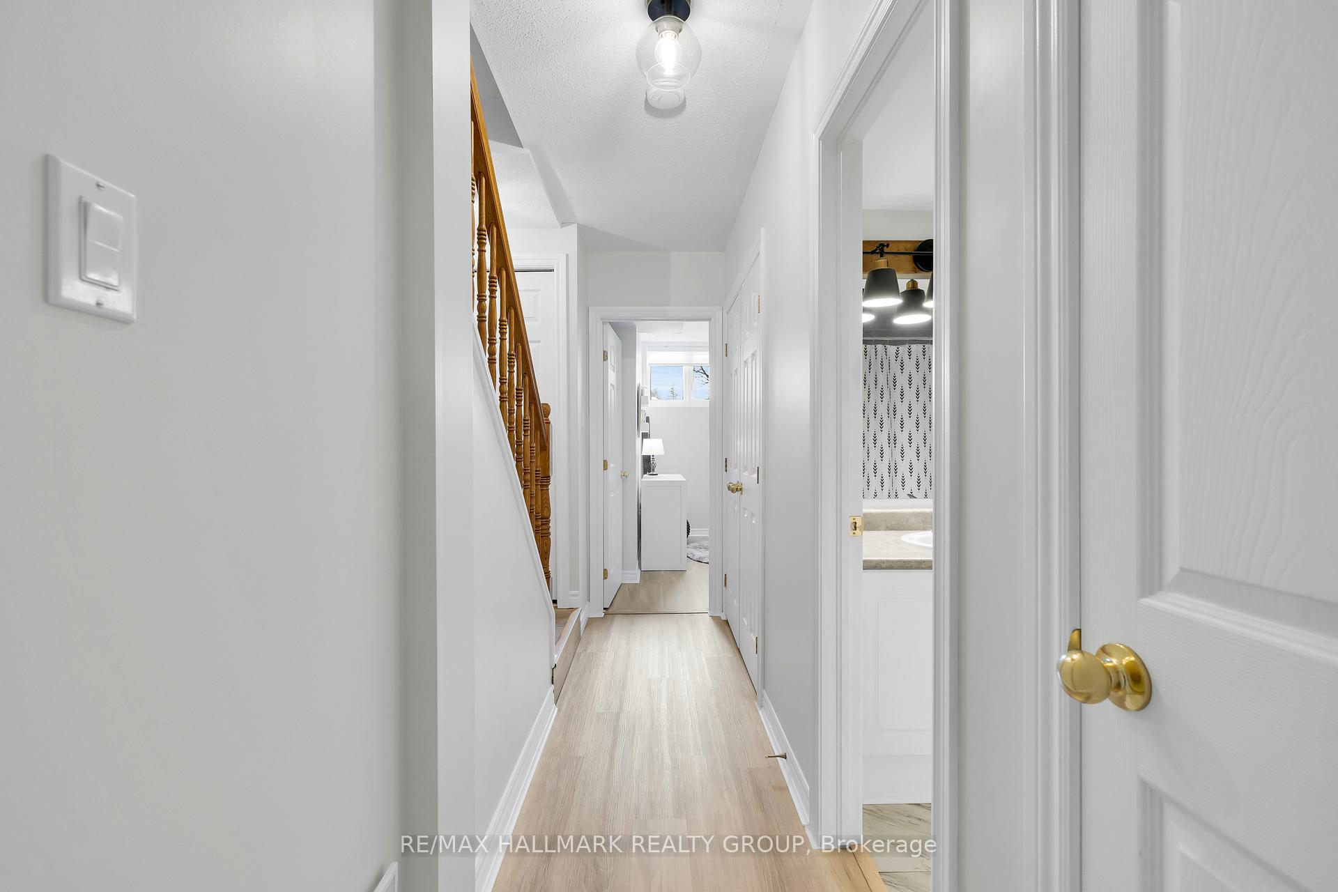 Photo 23 of 1344 Guthrie Street, Ottawa, Leslie Park — HOMEH