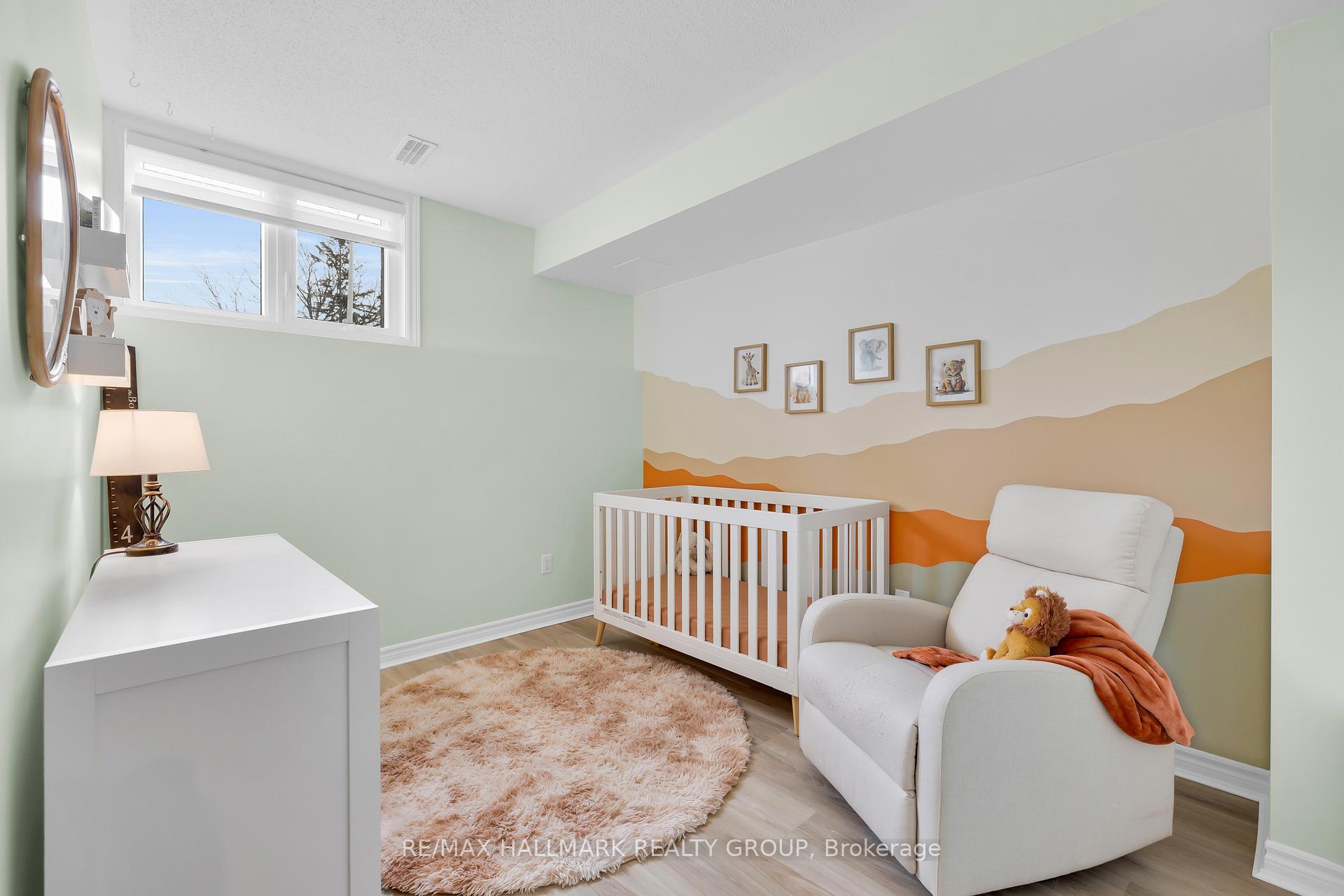 Photo 24 of 1344 Guthrie Street, Ottawa, Leslie Park — HOMEH