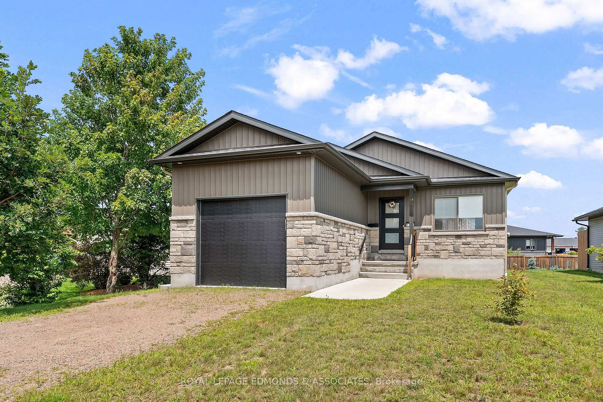 Photo of 1313 Blakely Crescent