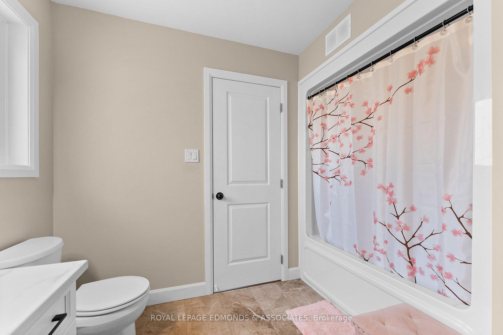 Photo 19 of 1313 Blakely Crescent, Pembroke, Pembroke — HOMEH