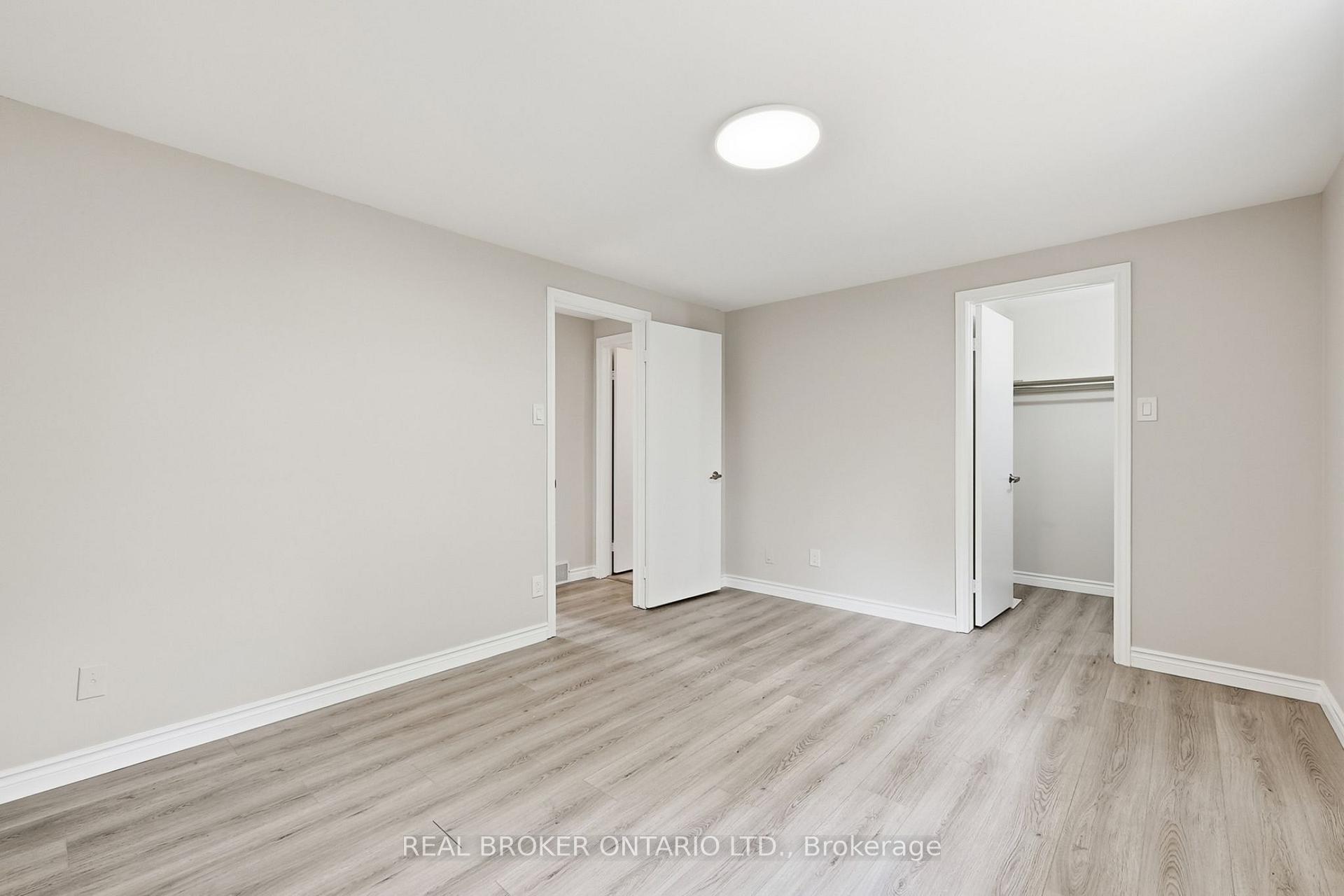 Photo 27 of Unit 1, 435 Kingscourt Drive, Waterloo, Colonial Acres — HOMEH