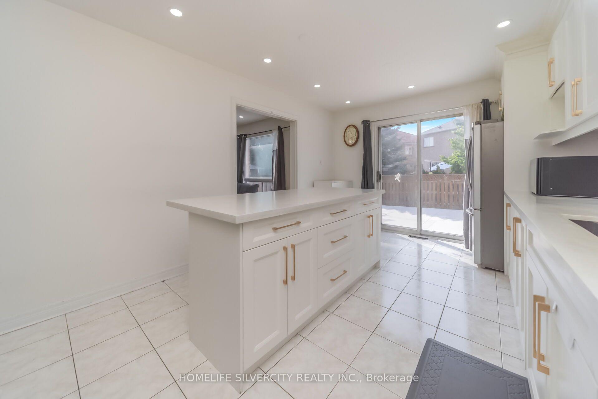Photo 16 of 14 Sahara Trail, Brampton, Sandringham-Wellington — HOMEH