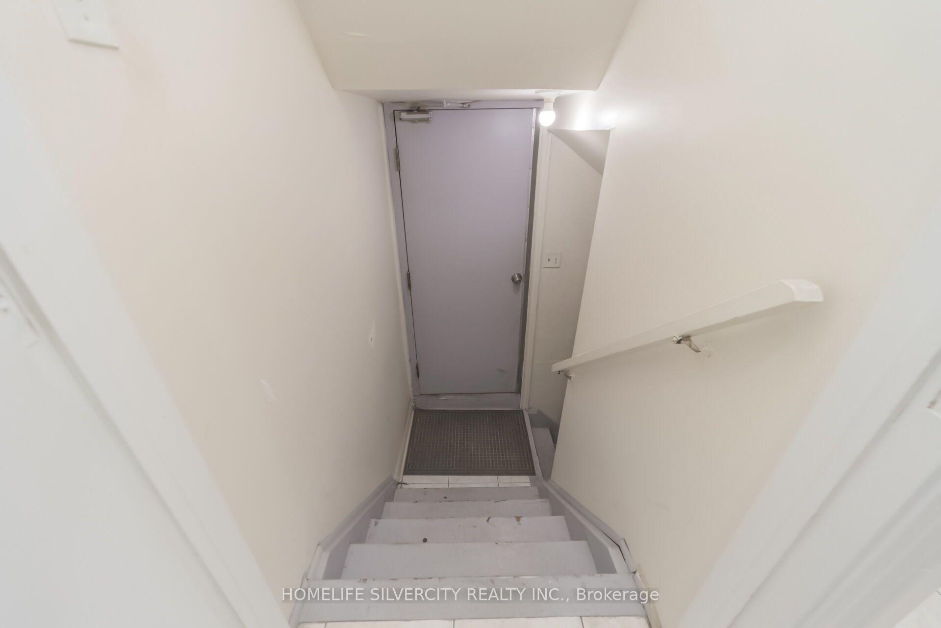 Photo 33 of 14 Sahara Trail, Brampton, Sandringham-Wellington — HOMEH