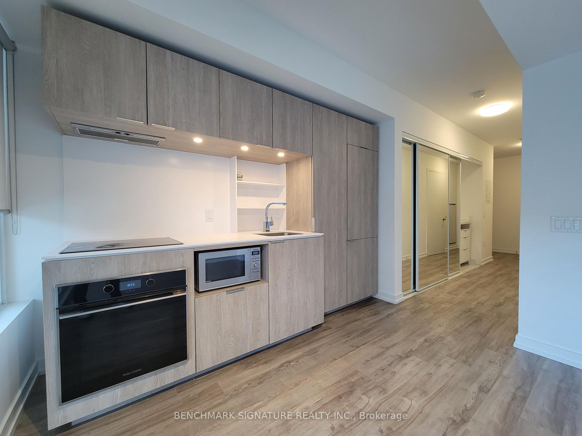 Photo 4 of Unit 607, 77 Shuter Street, Toronto, Church-Yonge Corridor — HOMEH