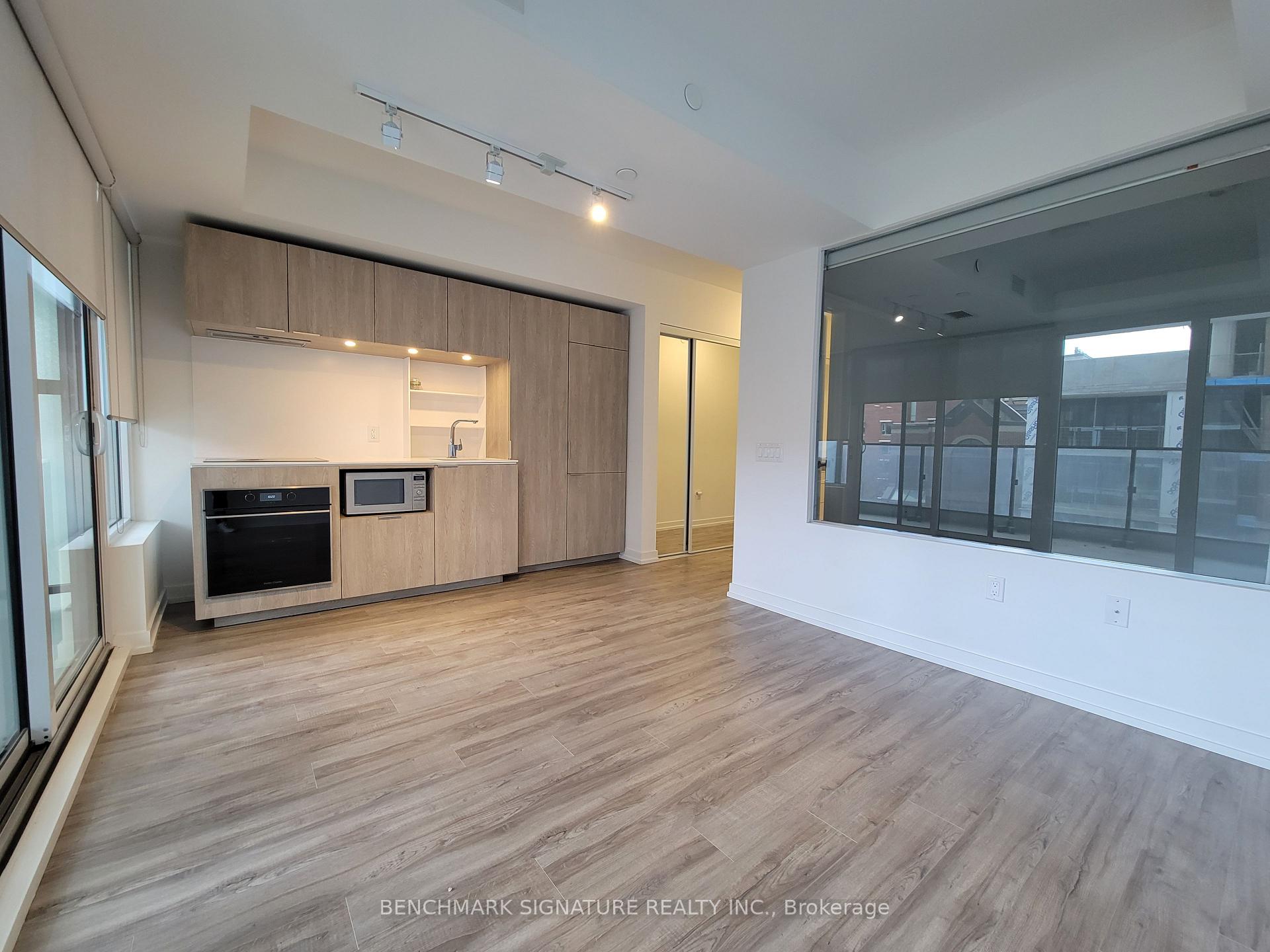 Photo 6 of Unit 607, 77 Shuter Street, Toronto, Church-Yonge Corridor — HOMEH