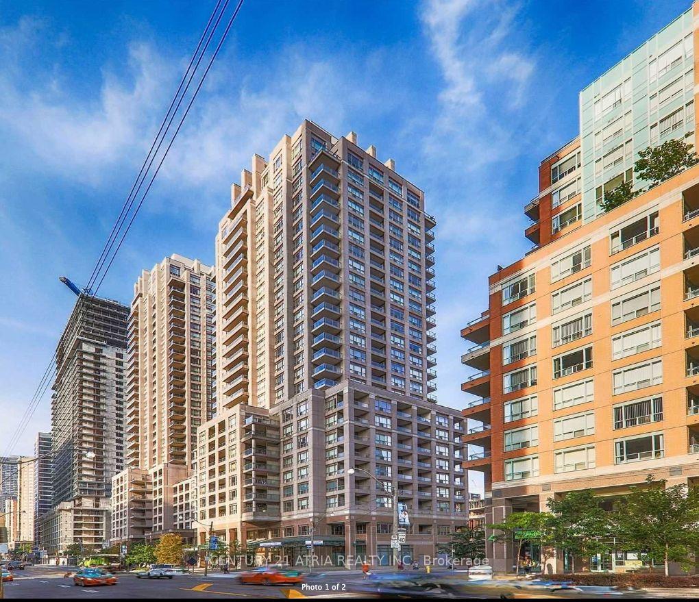 Front of Unit 1204, 909 Bay Street