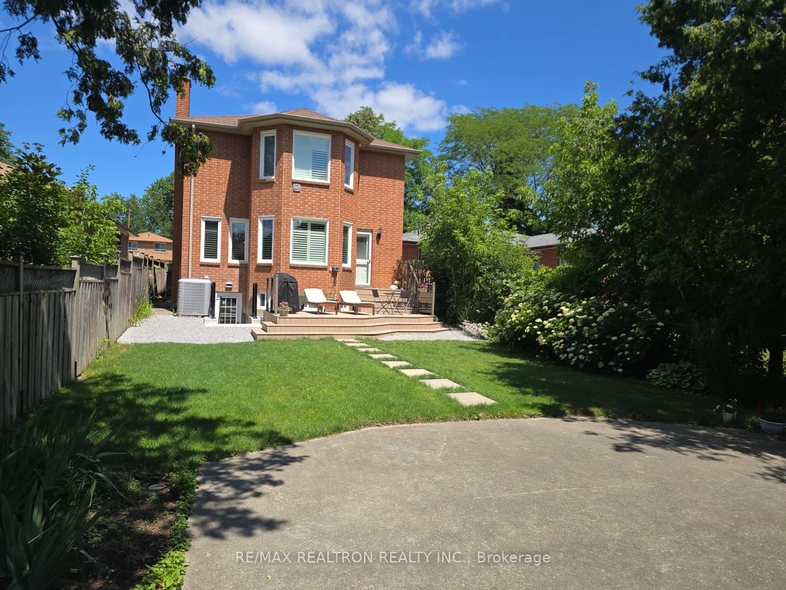 Photo 22 of 183 Holmes Avenue, North York, Willowdale East — HOMEH