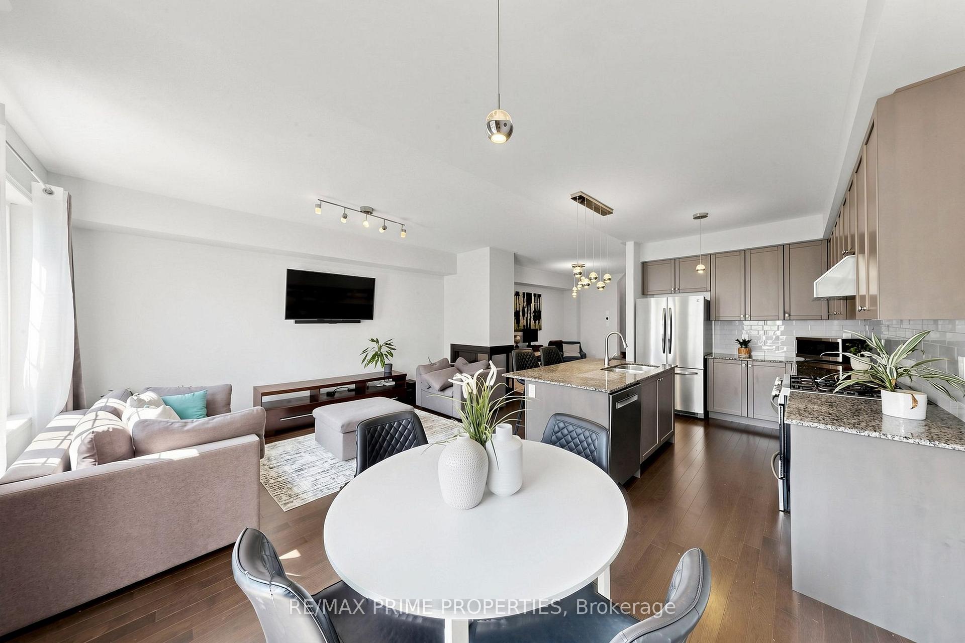 Photo 8 of 11 Keenlyside Lane, Ajax, Northwest Ajax — HOMEH