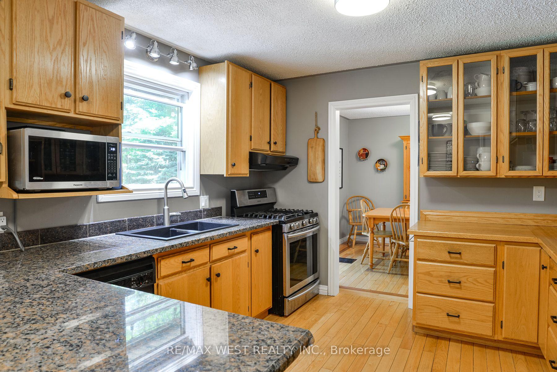 Photo 5 of 3 Mccrank Drive, Bracebridge, Monck (Bracebridge) — HOMEH