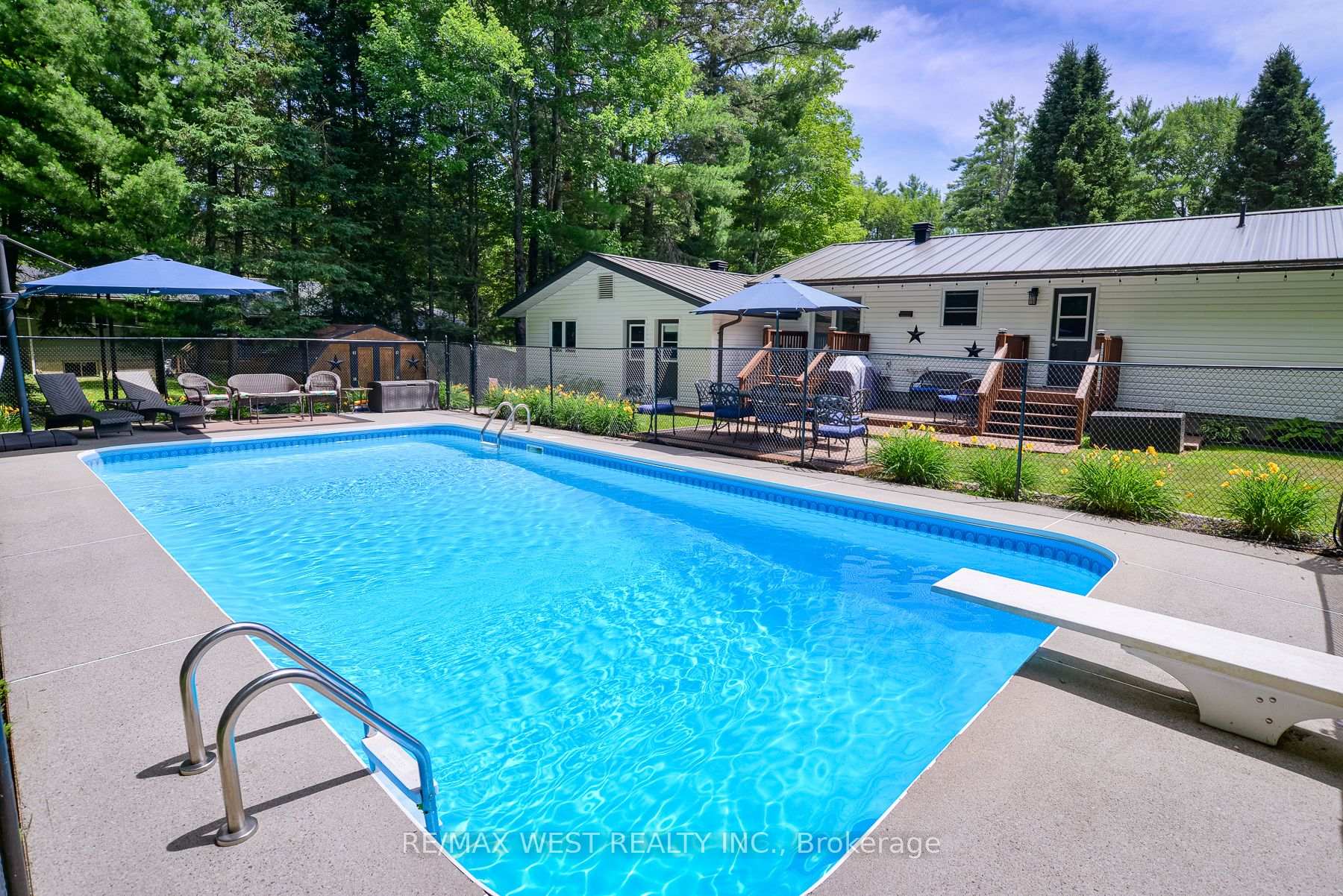 Photo 14 of 3 Mccrank Drive, Bracebridge, Monck (Bracebridge) — HOMEH