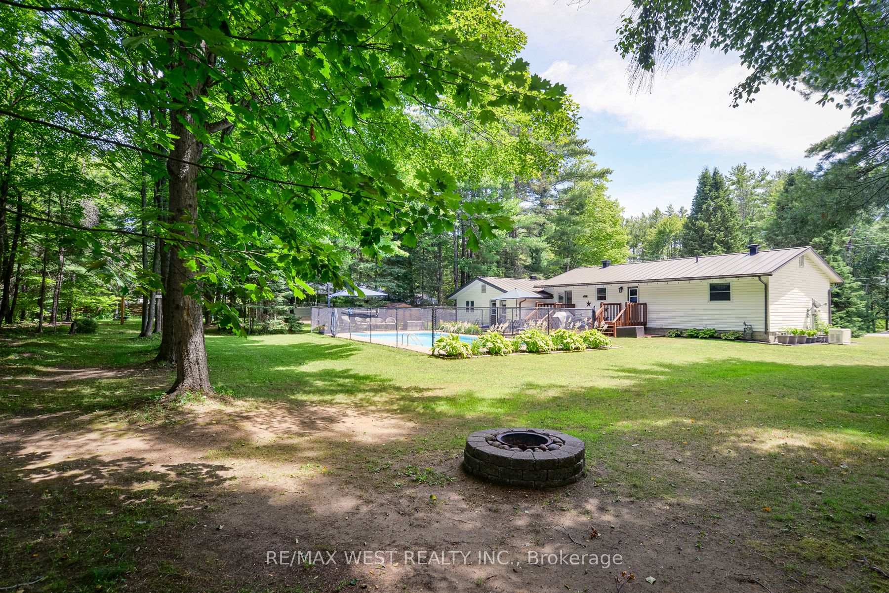 Photo 15 of 3 Mccrank Drive, Bracebridge, Monck (Bracebridge) — HOMEH