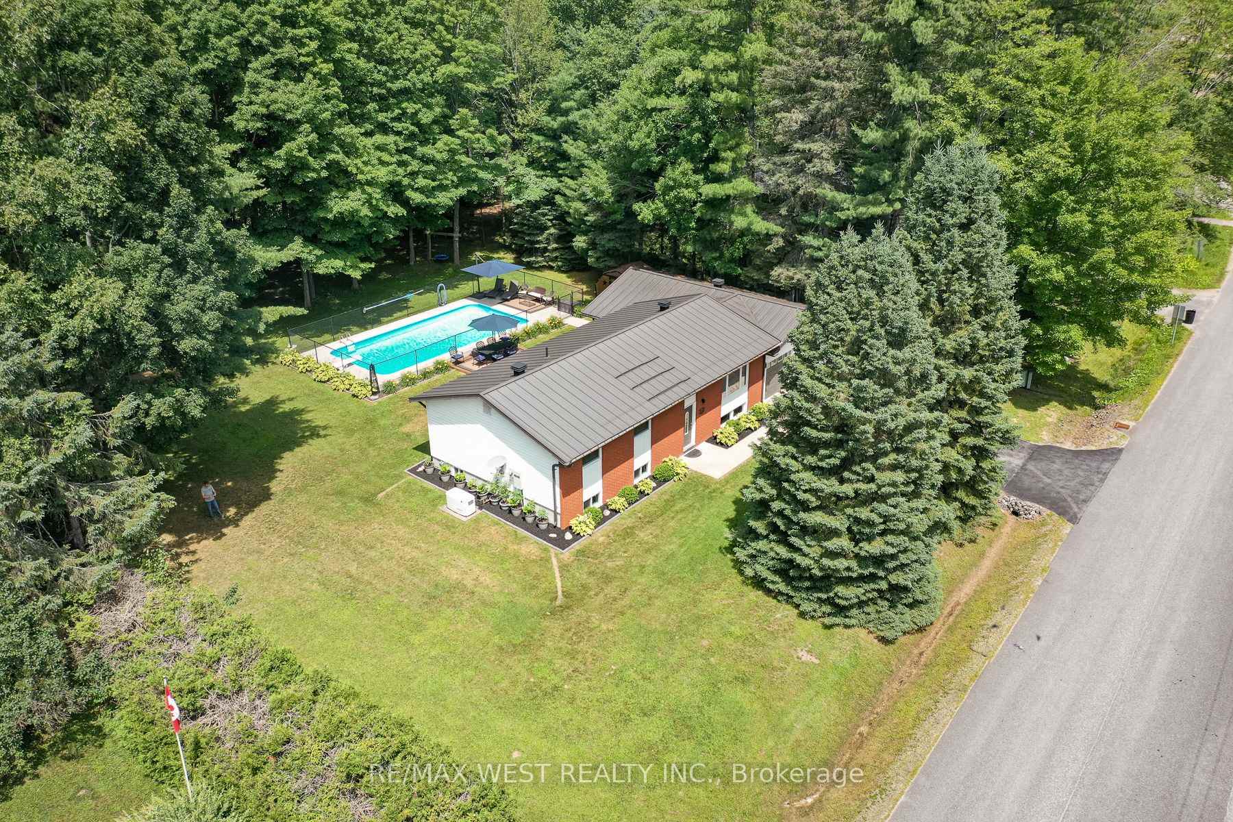 Photo 18 of 3 Mccrank Drive, Bracebridge, Monck (Bracebridge) — HOMEH