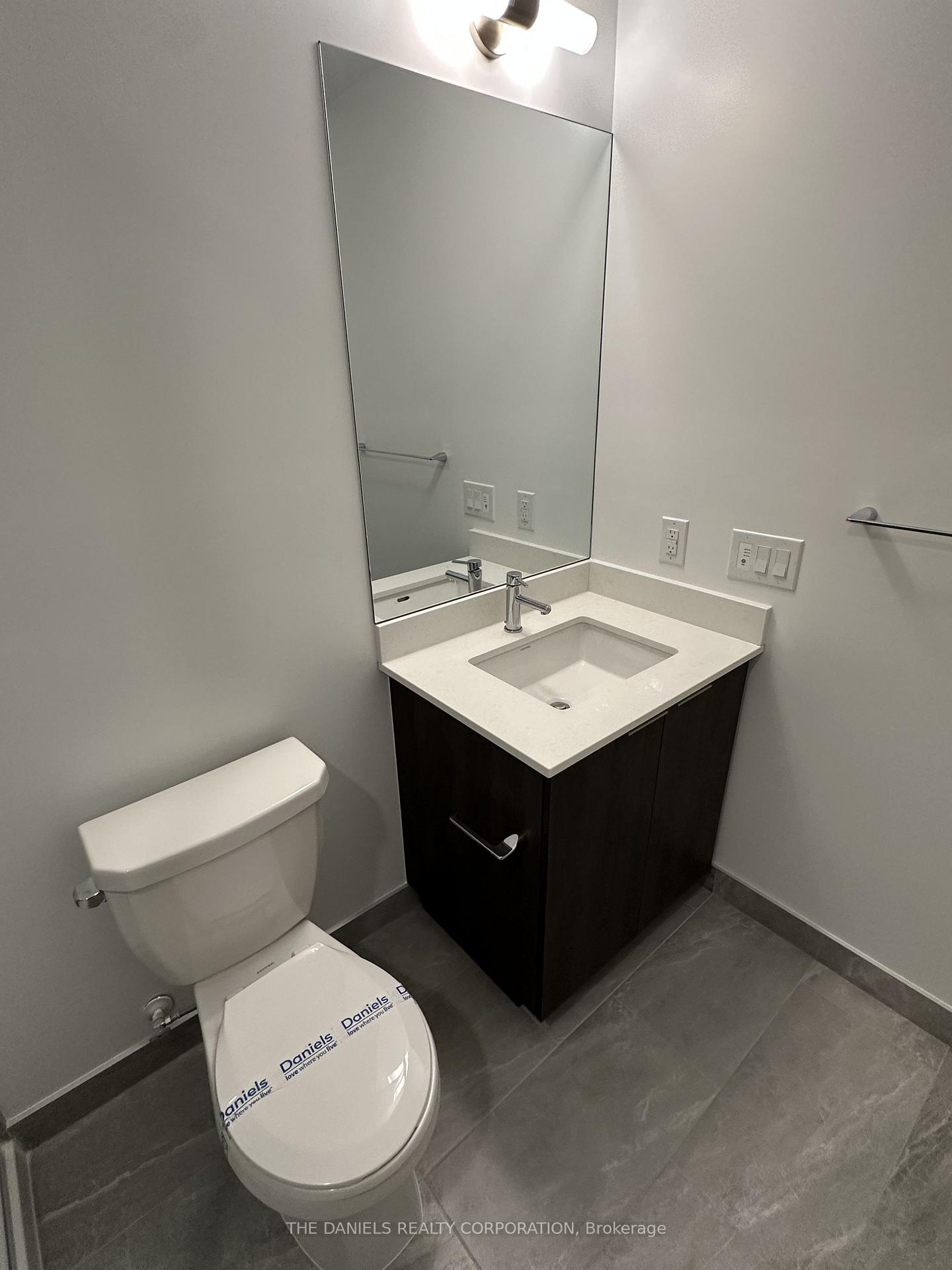 Photo 10 of Unit 1004, 395 Square One Drive, Mississauga, City Centre — HOMEH