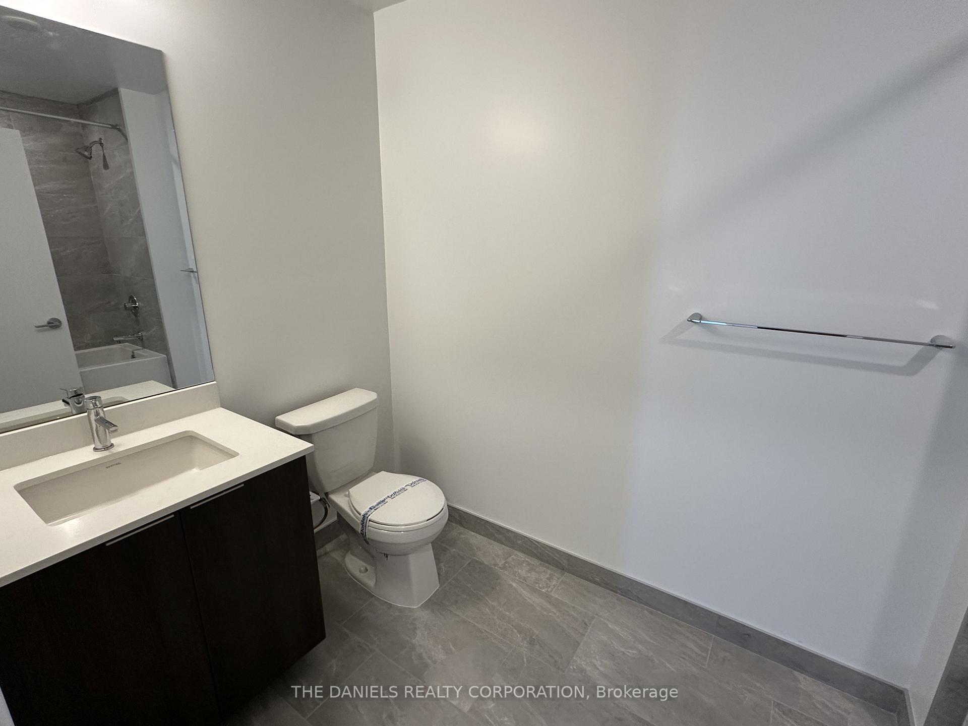 Photo 14 of Unit 1004, 395 Square One Drive, Mississauga, City Centre — HOMEH
