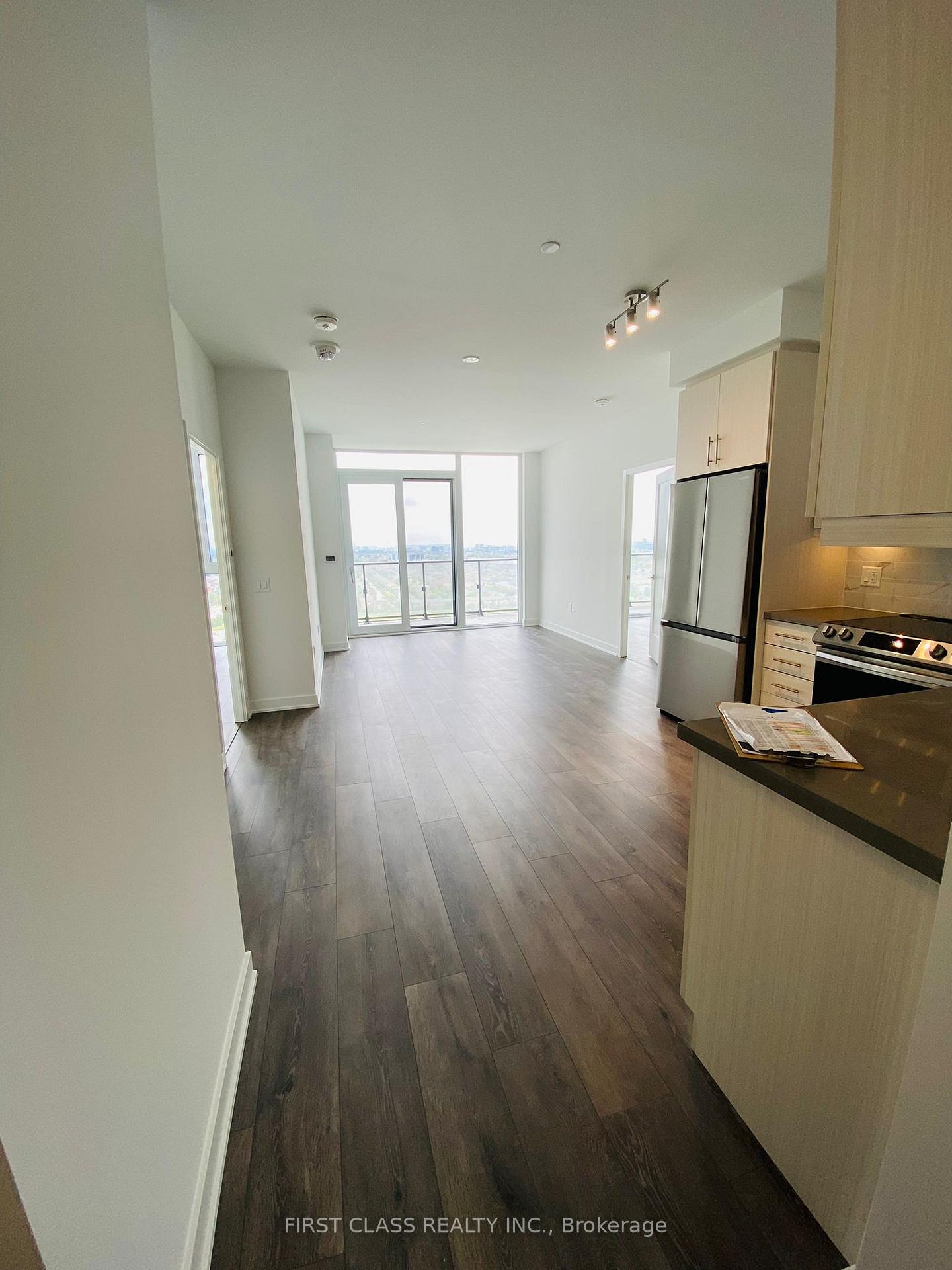 Photo 3 of Unit 2107, 105 Oneida Crescent, Richmond Hill, Langstaff — HOMEH