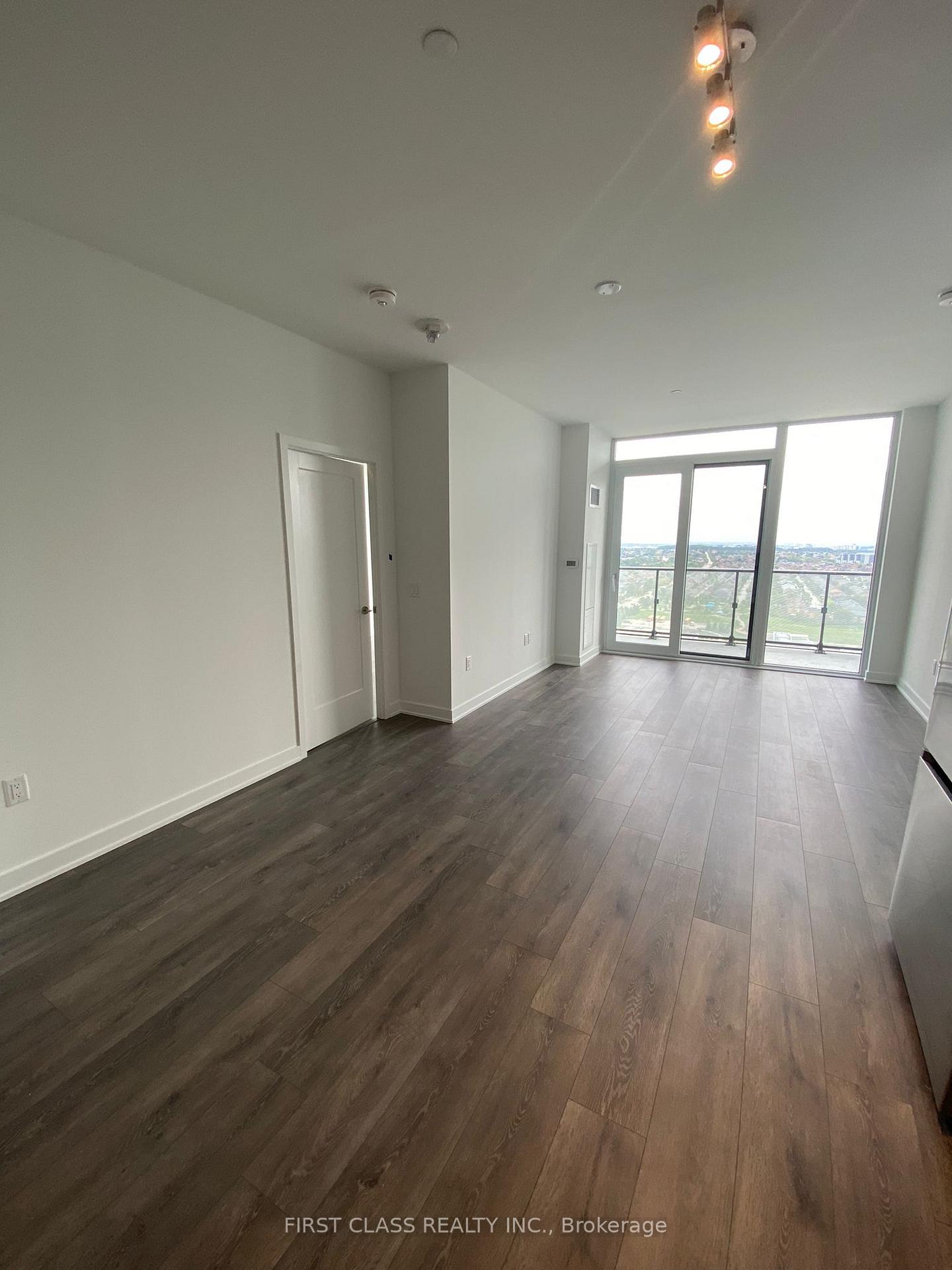 Photo 4 of Unit 2107, 105 Oneida Crescent, Richmond Hill, Langstaff — HOMEH