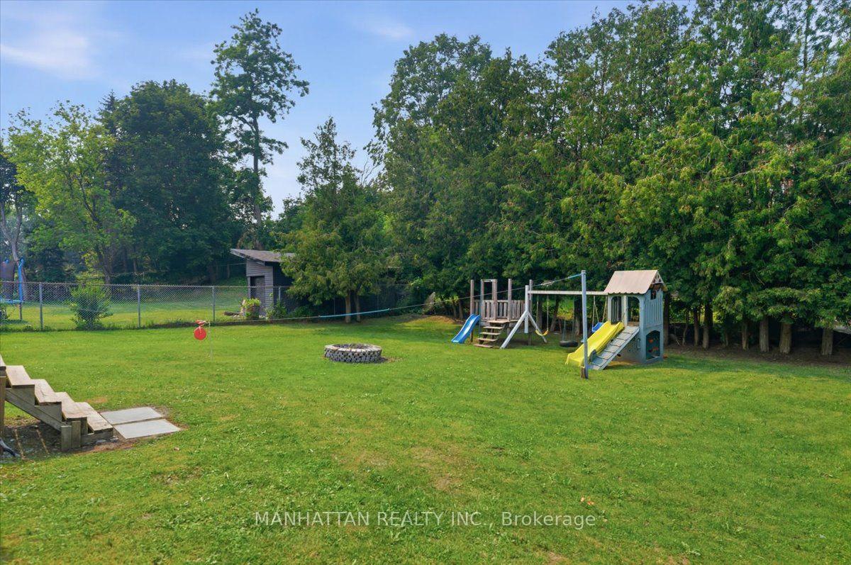 Photo 4 of 10 Victor Drive, Whitchurch-Stouffville, Rural Whitchurch-Stouffville — HOMEH
