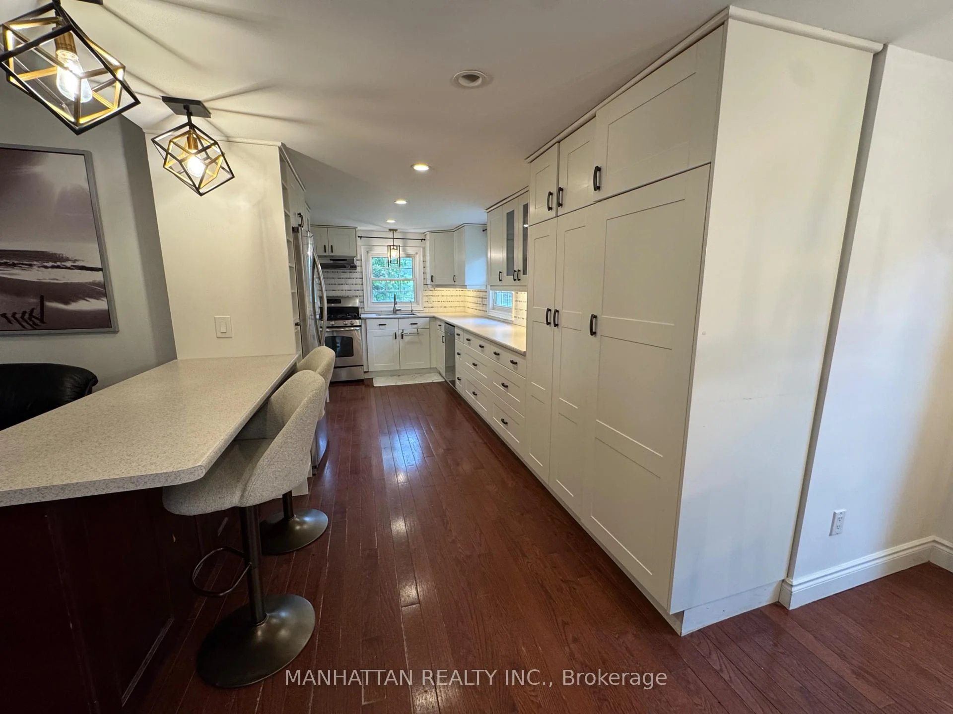 Photo 8 of 10 Victor Drive, Whitchurch-Stouffville, Rural Whitchurch-Stouffville — HOMEH