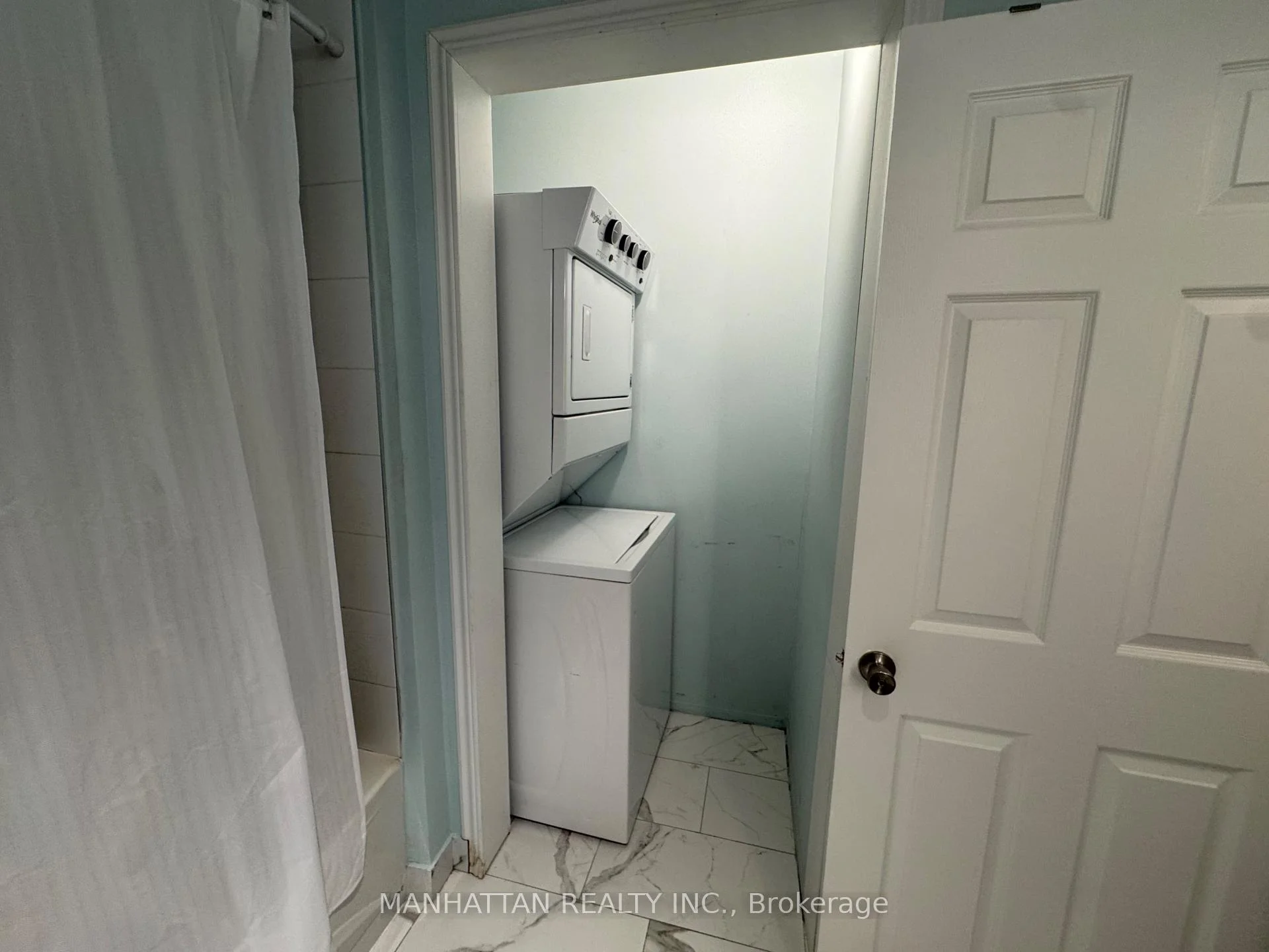 Photo 26 of 10 Victor Drive, Whitchurch-Stouffville, Rural Whitchurch-Stouffville — HOMEH