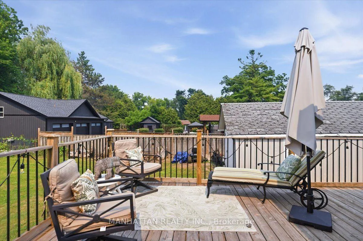 Photo 38 of 10 Victor Drive, Whitchurch-Stouffville, Rural Whitchurch-Stouffville — HOMEH