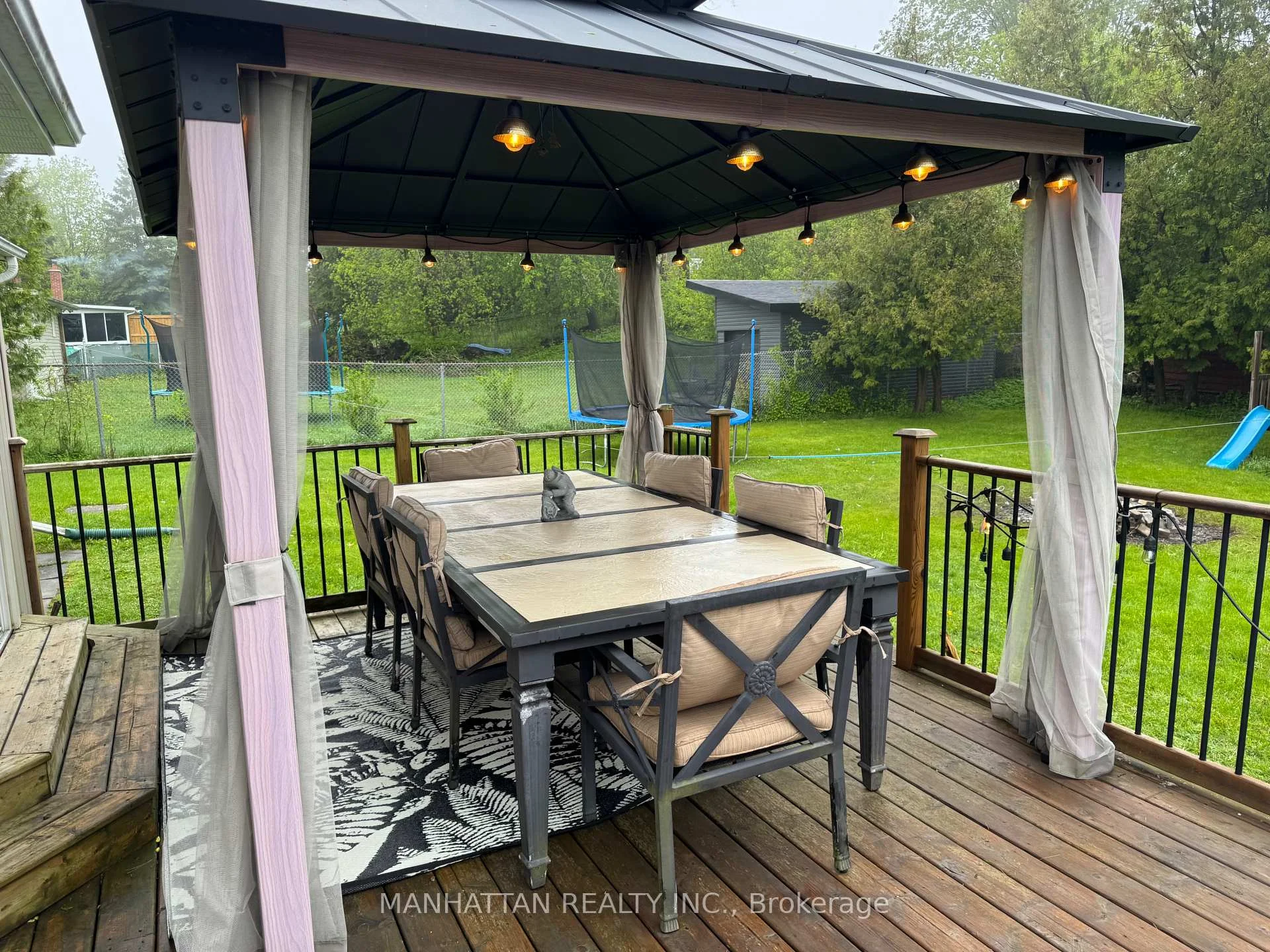 Photo 41 of 10 Victor Drive, Whitchurch-Stouffville, Rural Whitchurch-Stouffville — HOMEH
