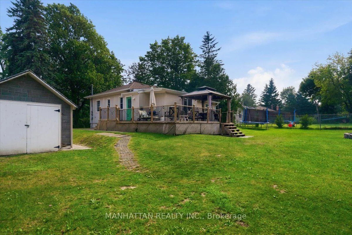 Photo 64 of 10 Victor Drive, Whitchurch-Stouffville, Rural Whitchurch-Stouffville — HOMEH