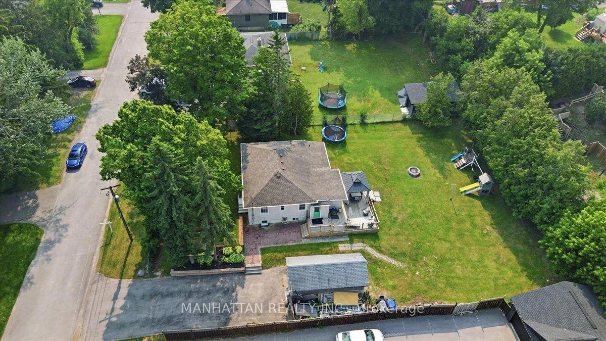 Photo 76 of 10 Victor Drive, Whitchurch-Stouffville, Rural Whitchurch-Stouffville — HOMEH