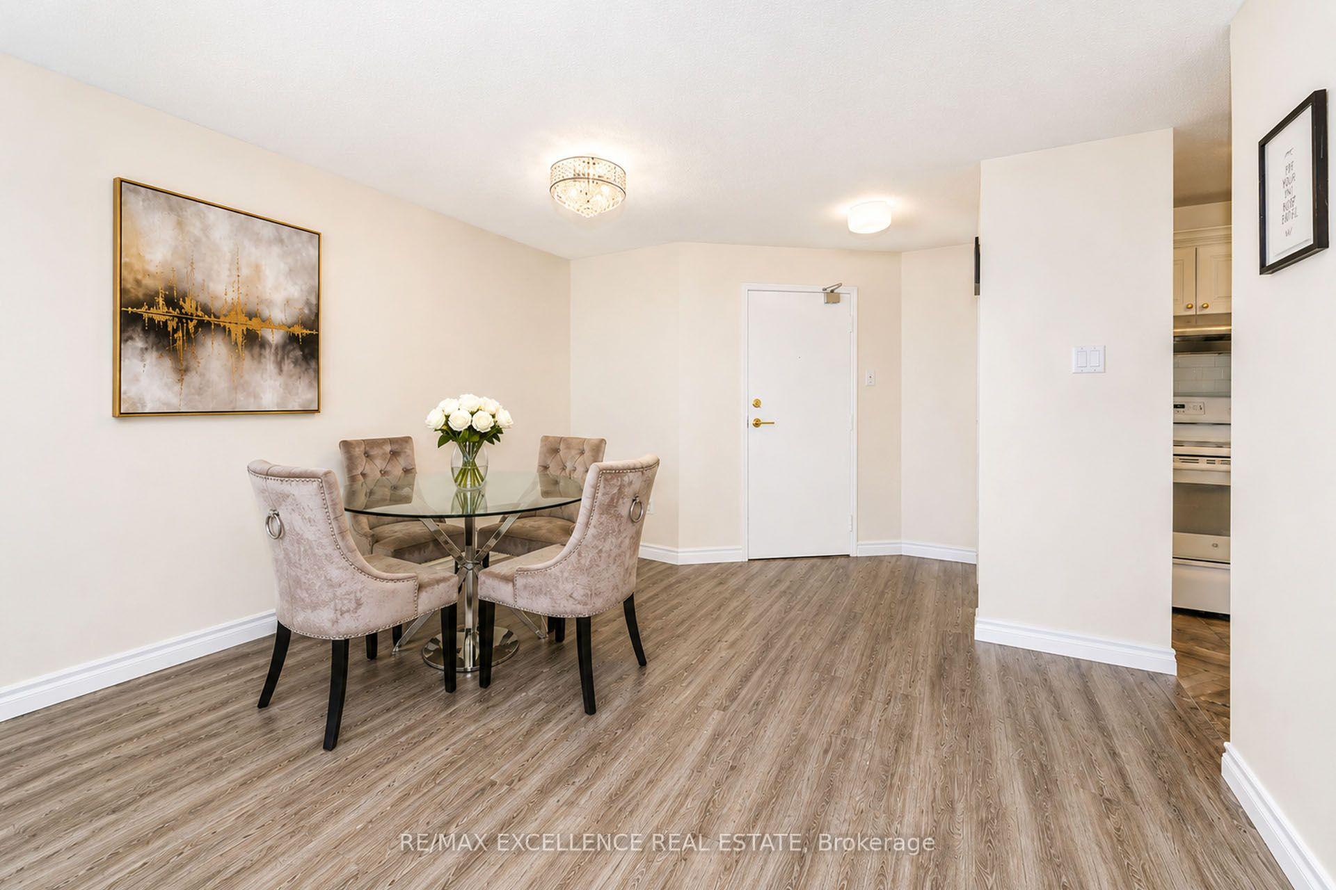 Photo 13 of Unit 202, 4205 Shipp Drive, Mississauga, City Centre — HOMEH