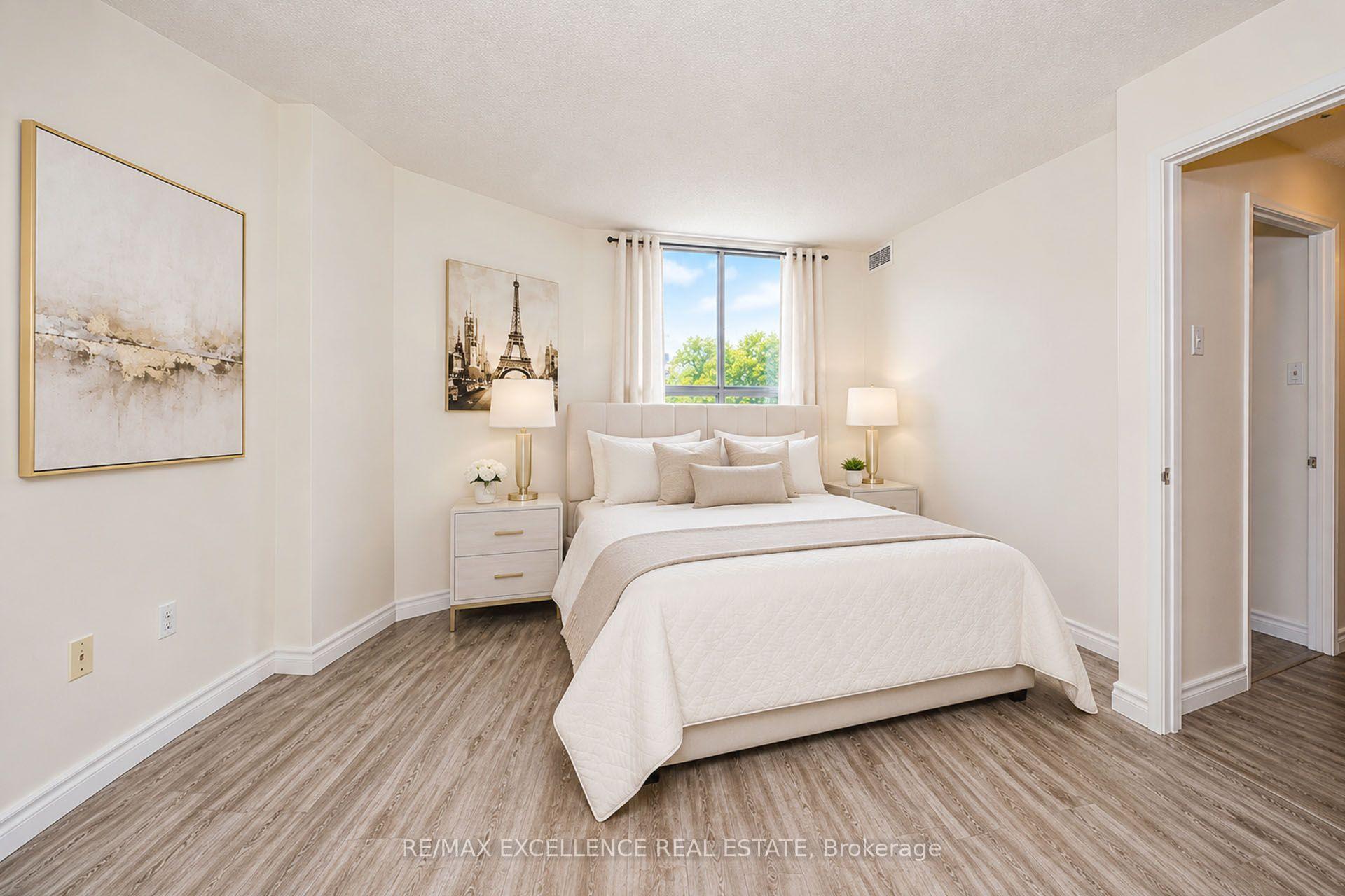Photo 22 of Unit 202, 4205 Shipp Drive, Mississauga, City Centre — HOMEH