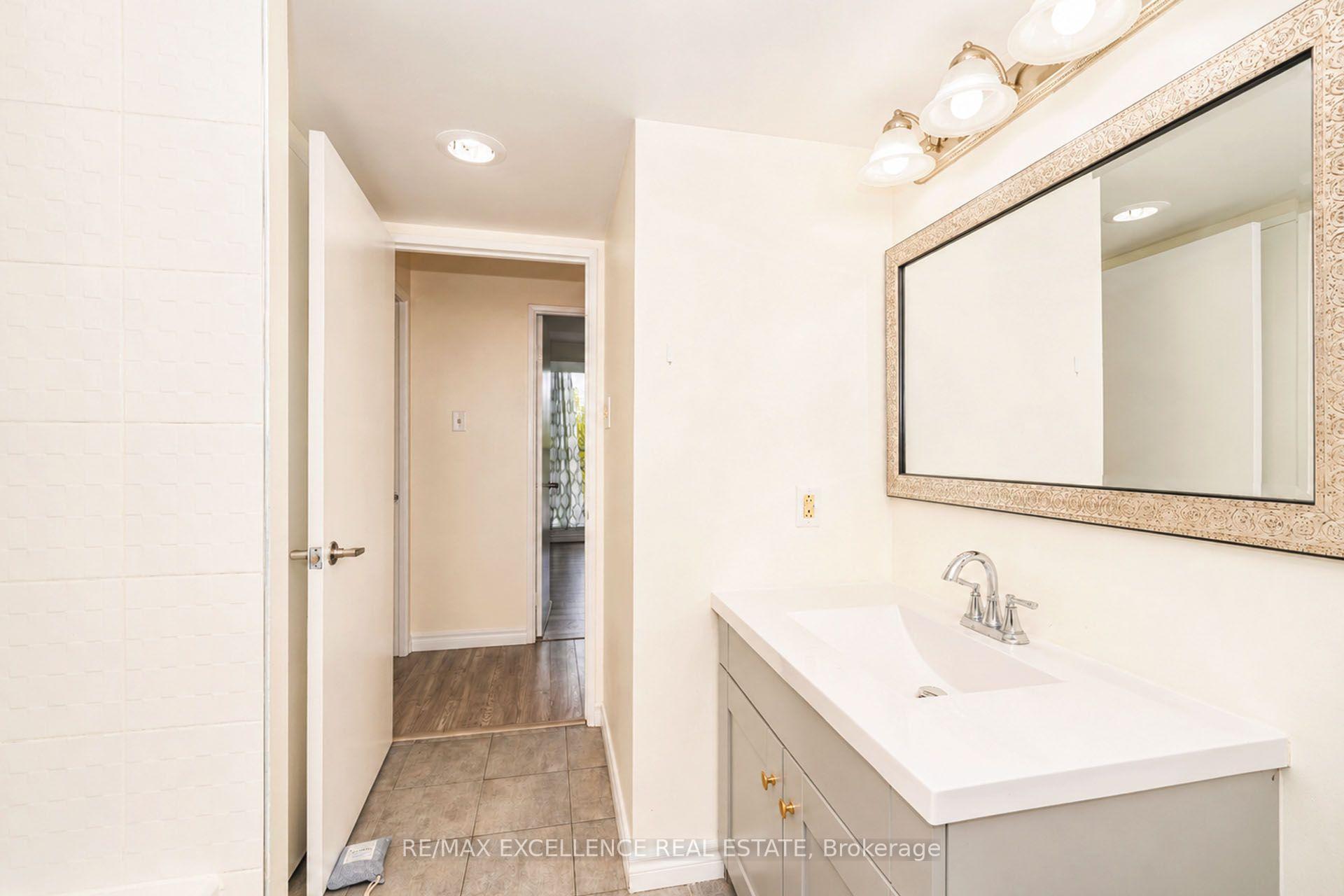 Photo 29 of Unit 202, 4205 Shipp Drive, Mississauga, City Centre — HOMEH