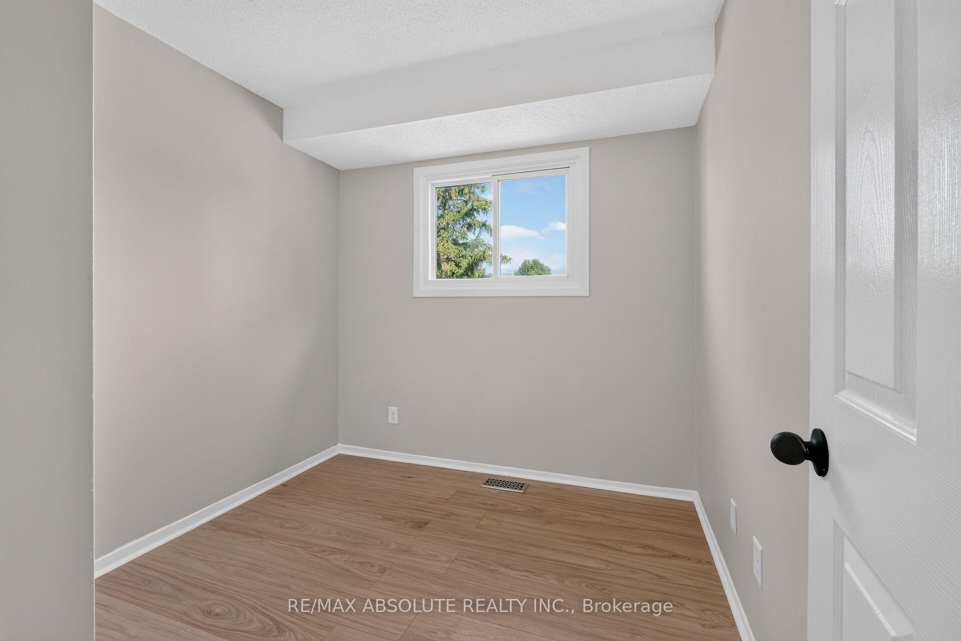 Photo 12 of Unit 49, 3266 Uplands Drive, Ottawa, Hunt Club — HOMEH
