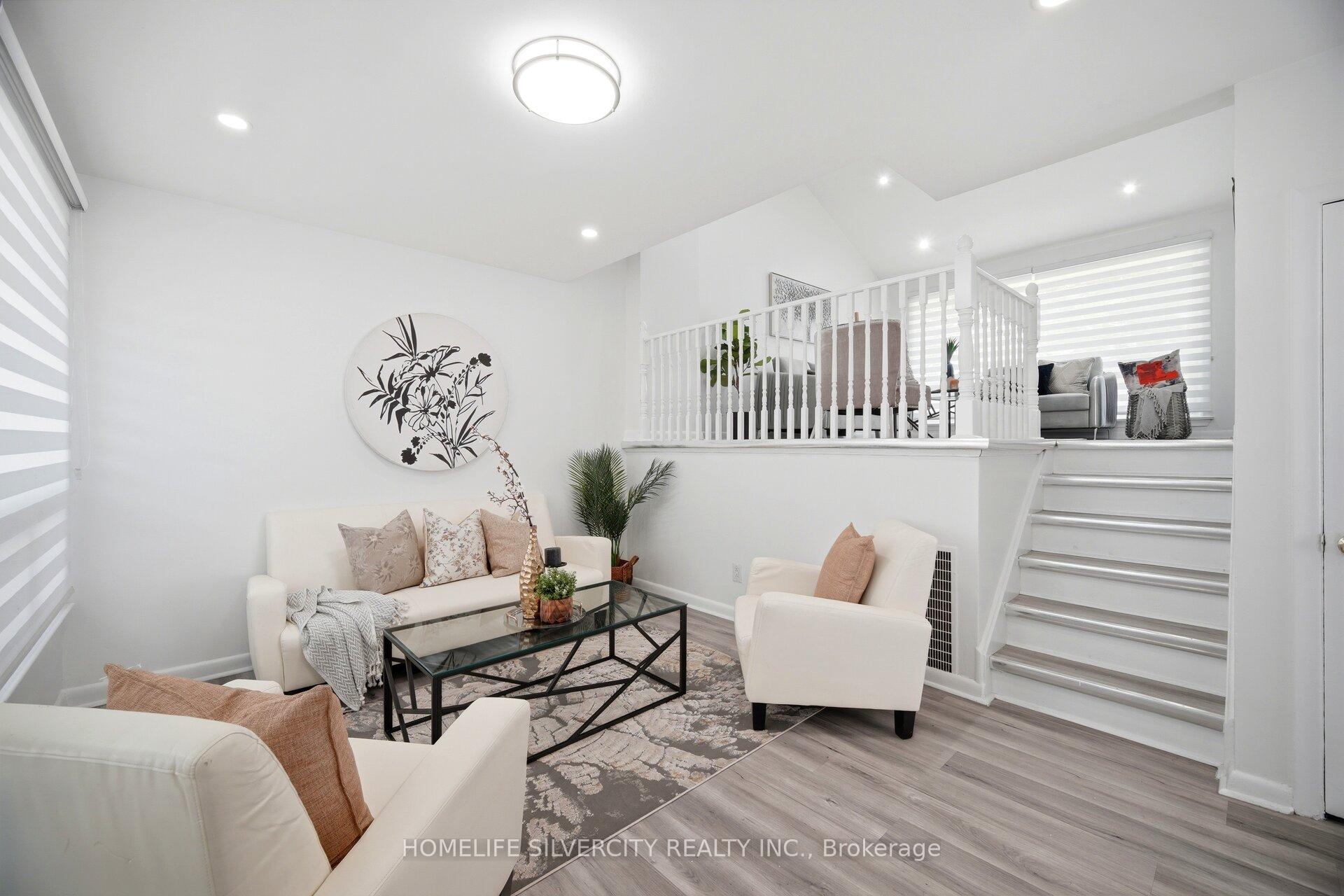 Photo 6 of 29 Brookmere Road, Etobicoke, Rexdale-Kipling — HOMEH