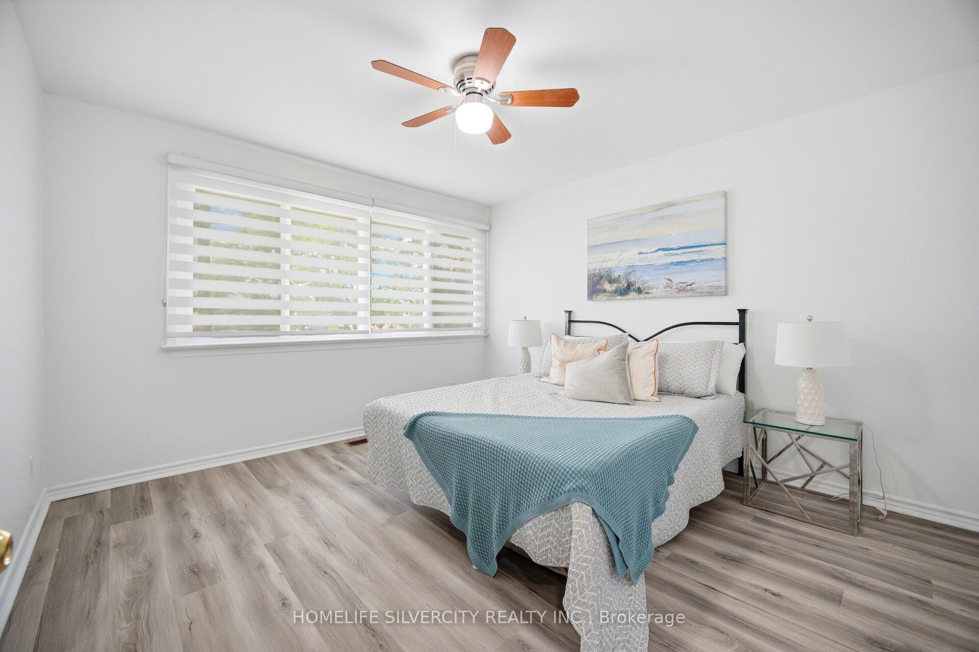 Photo 24 of 29 Brookmere Road, Etobicoke, Rexdale-Kipling — HOMEH