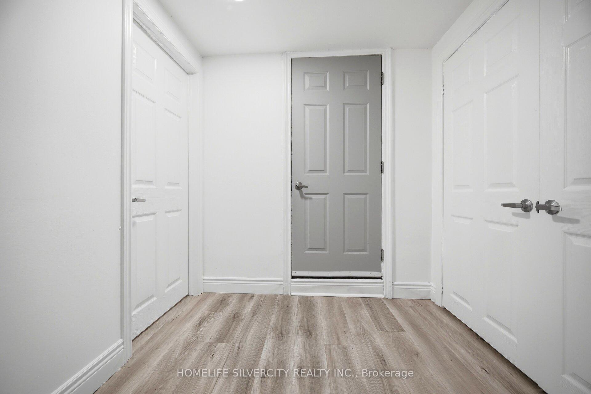 Photo 34 of 29 Brookmere Road, Etobicoke, Rexdale-Kipling — HOMEH