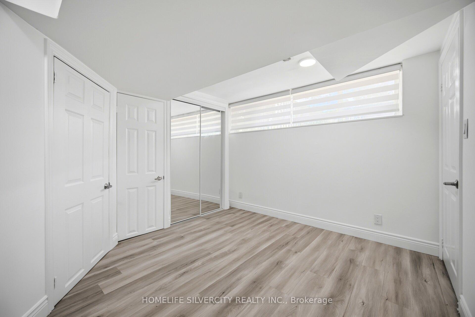 Photo 36 of 29 Brookmere Road, Etobicoke, Rexdale-Kipling — HOMEH