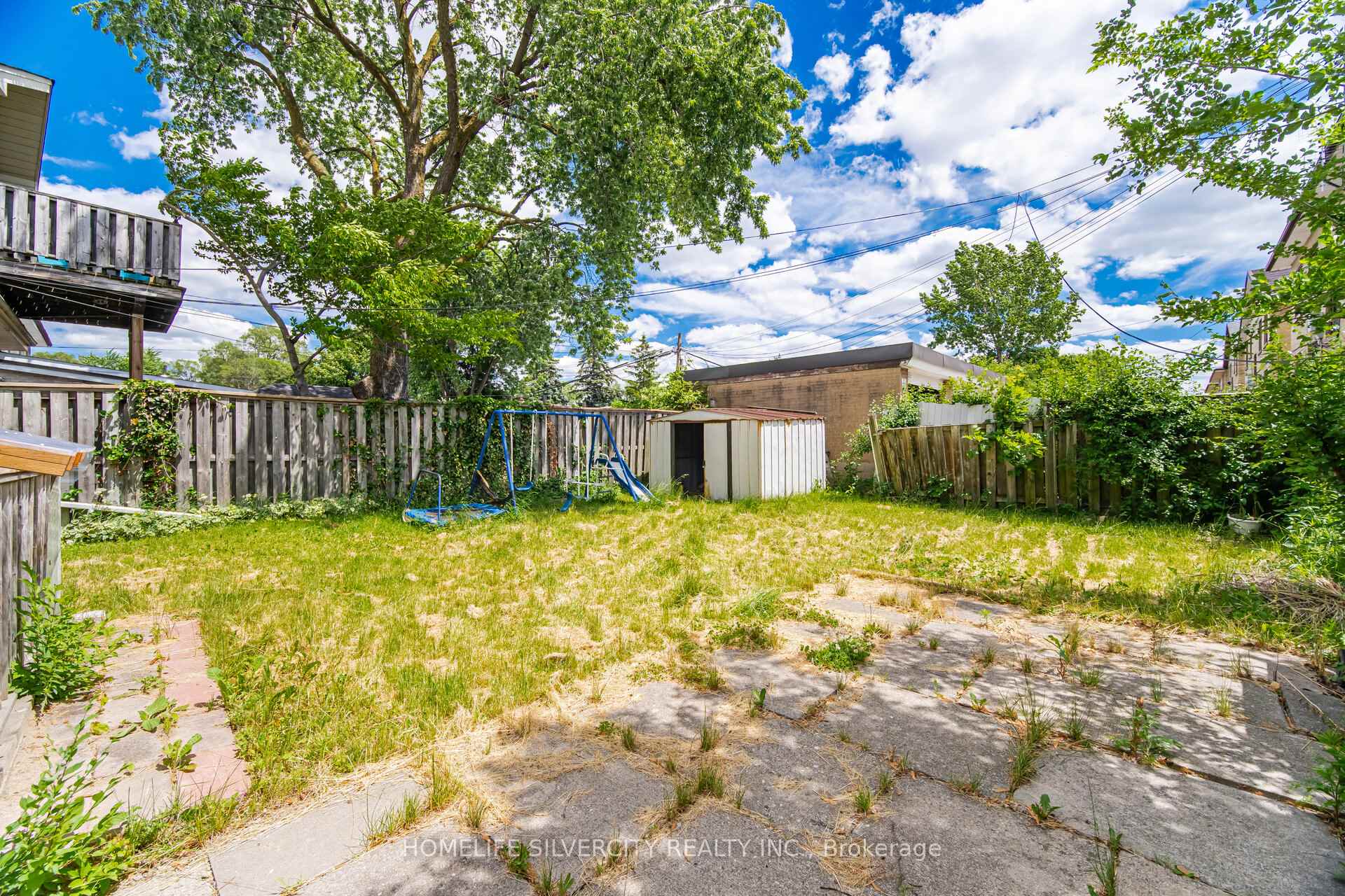 Photo 40 of 29 Brookmere Road, Etobicoke, Rexdale-Kipling — HOMEH