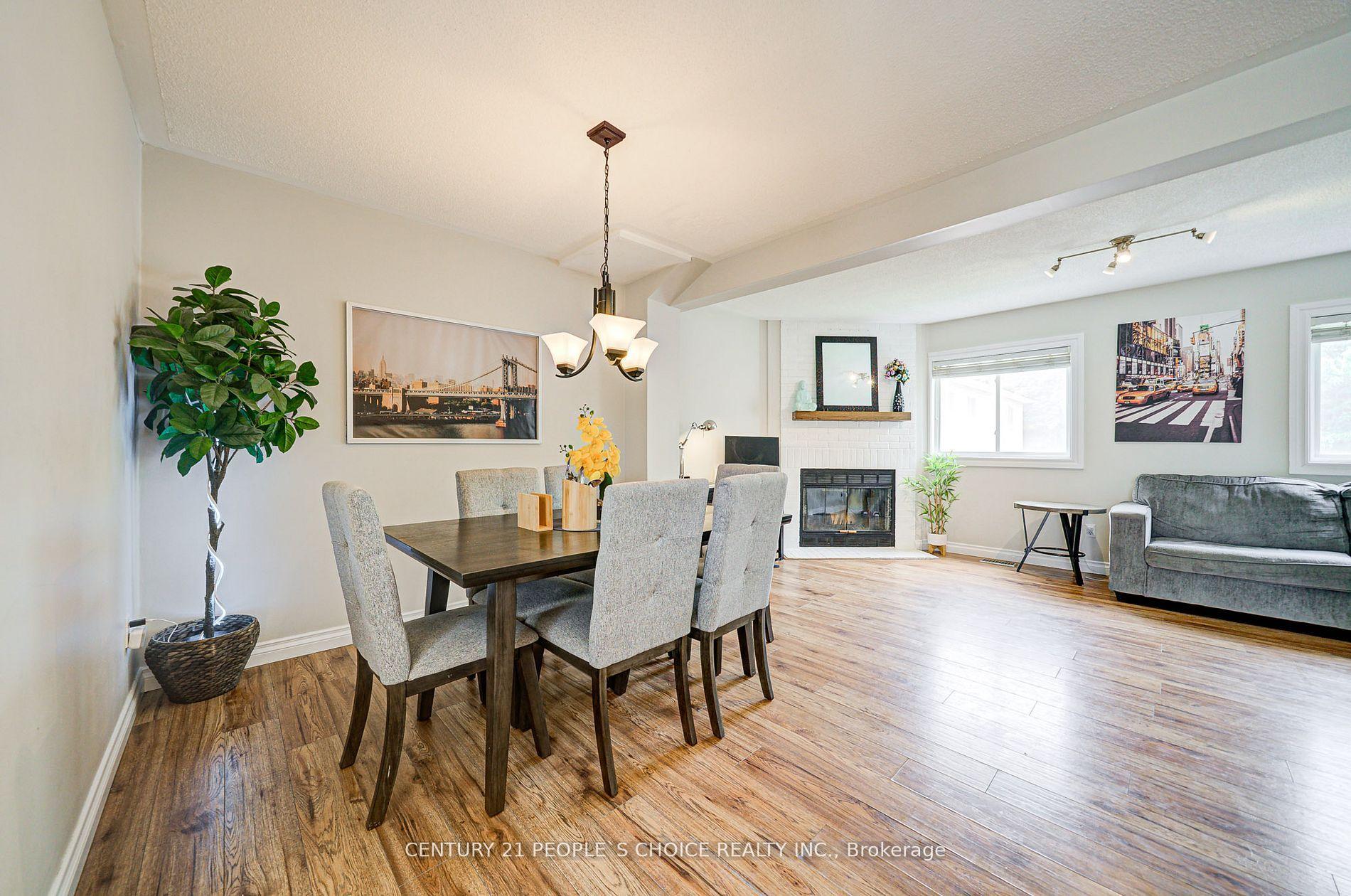 Photo 7 of 83 Corey Circle, Halton Hills, Georgetown — HOMEH