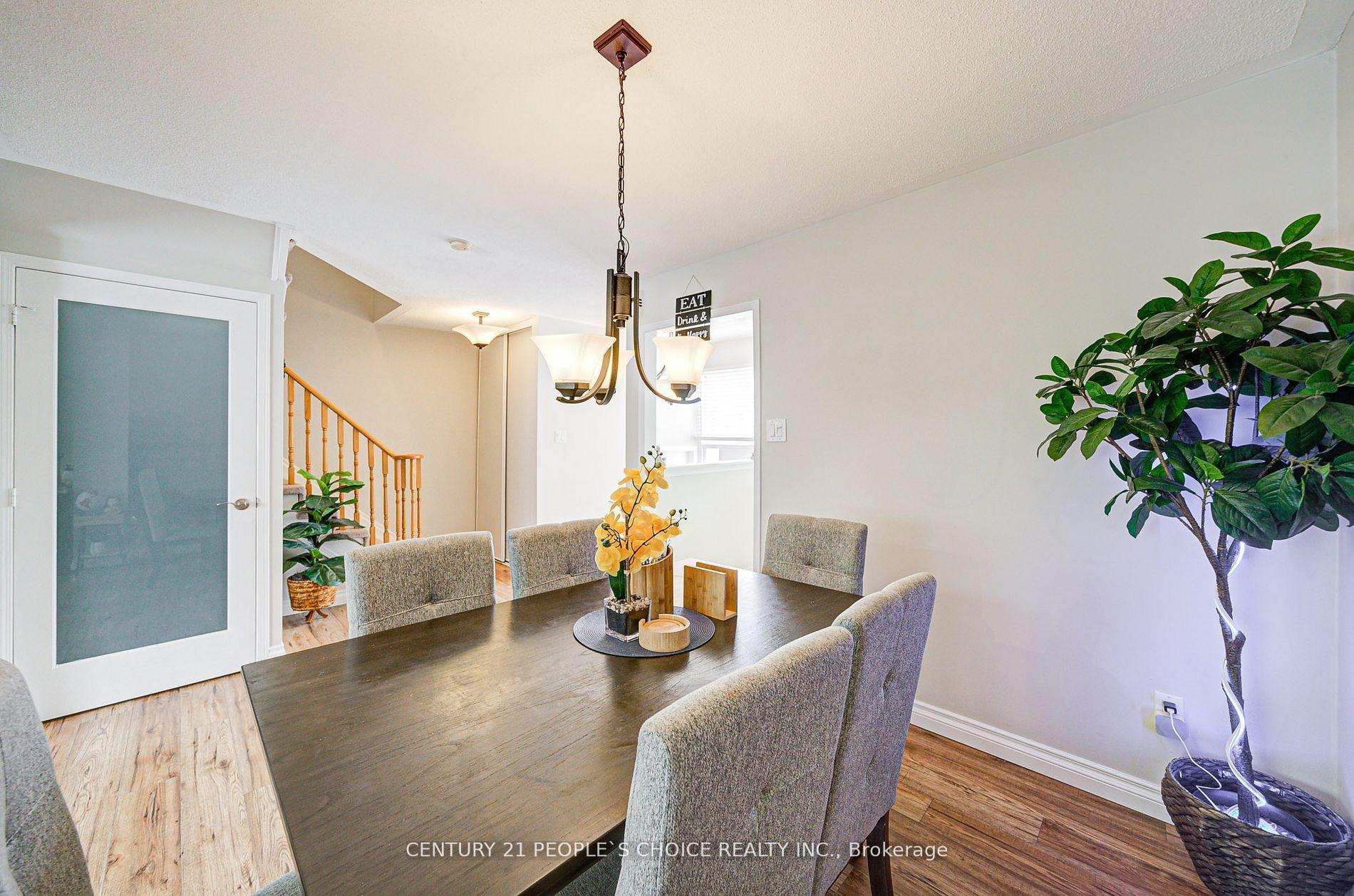 Photo 9 of 83 Corey Circle, Halton Hills, Georgetown — HOMEH