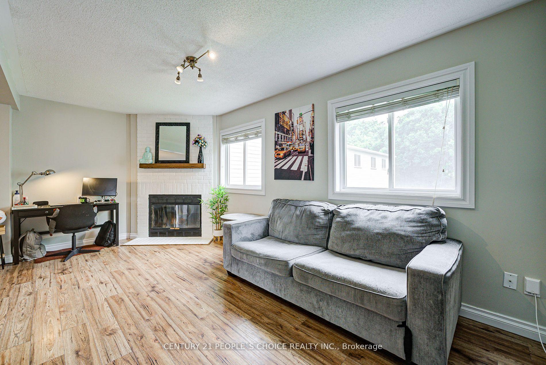 Photo 16 of 83 Corey Circle, Halton Hills, Georgetown — HOMEH