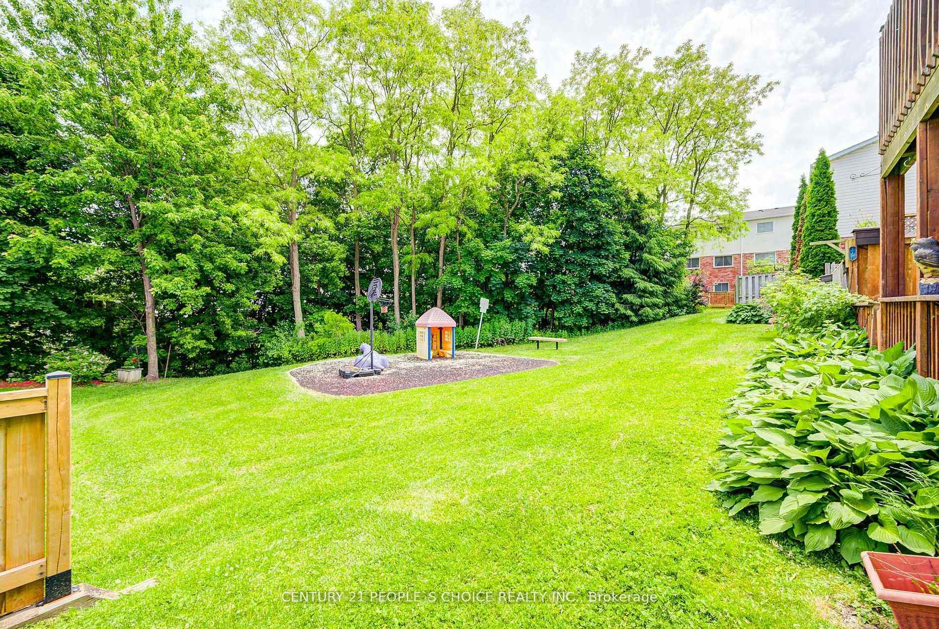 Photo 46 of 83 Corey Circle, Halton Hills, Georgetown — HOMEH