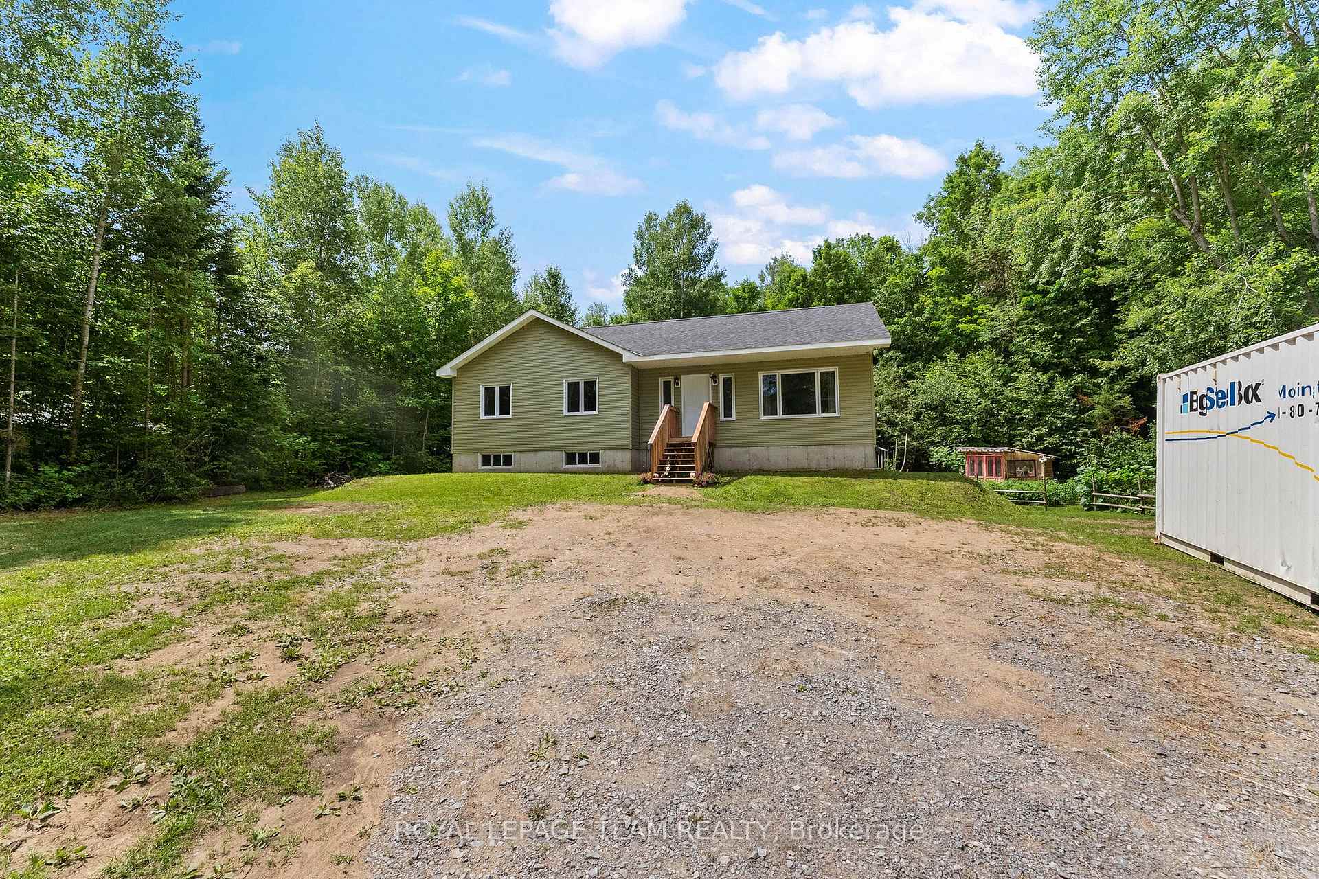 Photo 1 of 405 Calvin Road, Whitewater Region, Whitewater Region — HOMEH