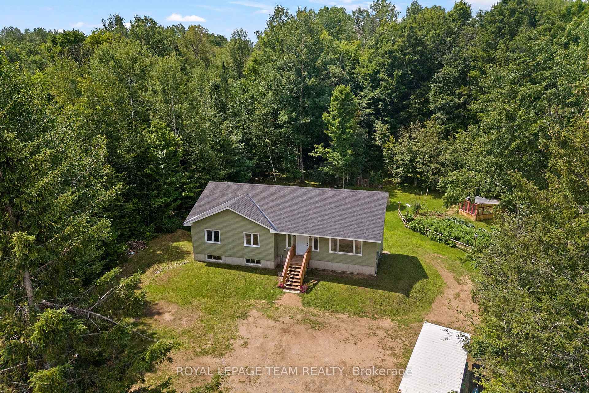 Photo 2 of 405 Calvin Road, Whitewater Region, Whitewater Region — HOMEH