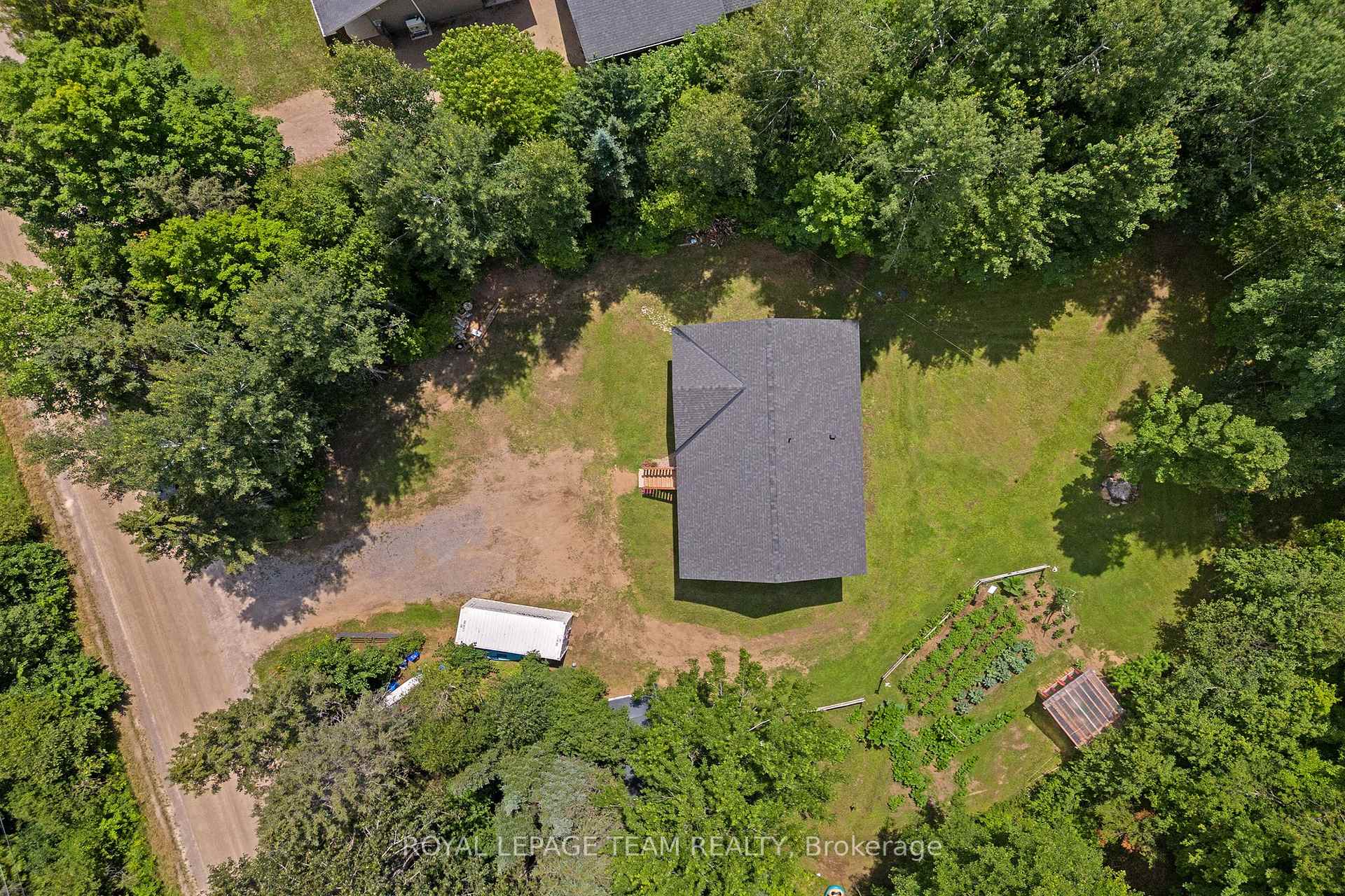 Photo 3 of 405 Calvin Road, Whitewater Region, Whitewater Region — HOMEH
