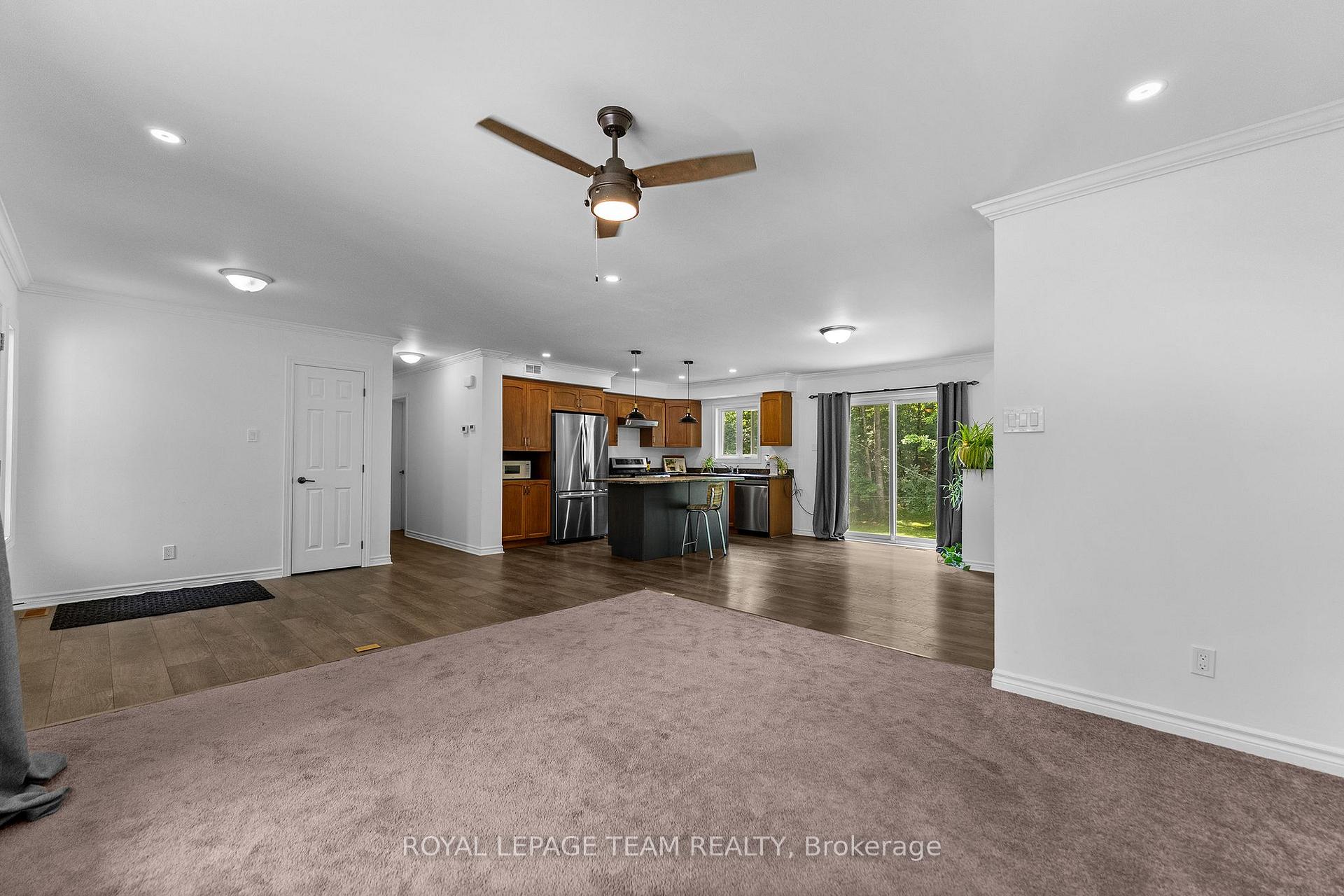 Photo 7 of 405 Calvin Road, Whitewater Region, Whitewater Region — HOMEH
