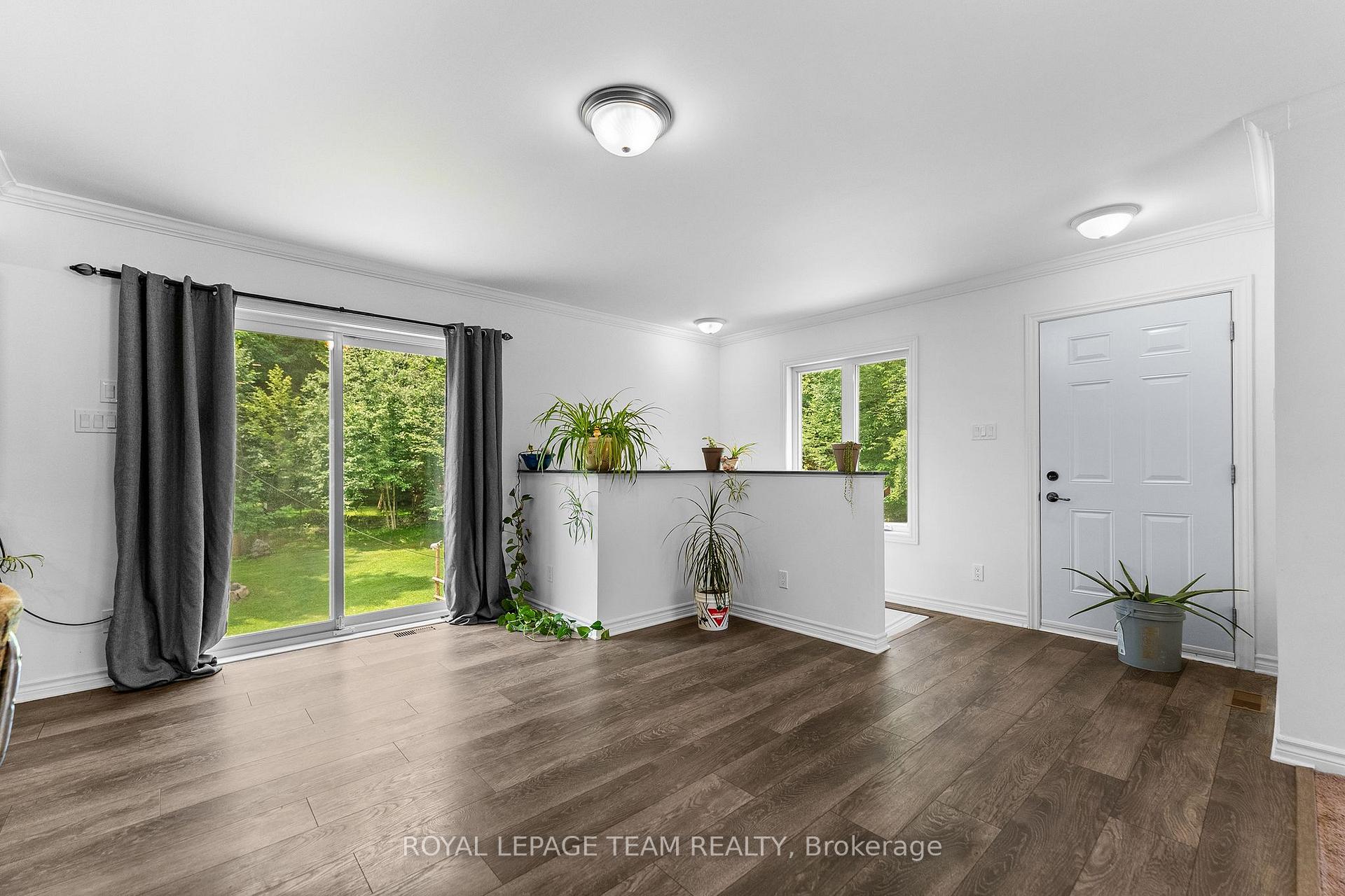 Photo 11 of 405 Calvin Road, Whitewater Region, Whitewater Region — HOMEH