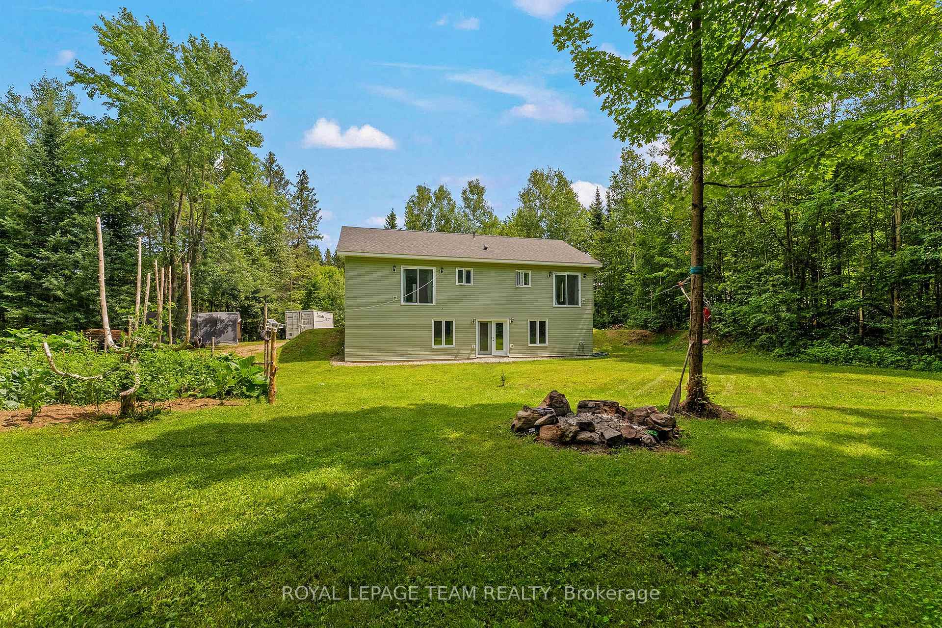 Photo 26 of 405 Calvin Road, Whitewater Region, Whitewater Region — HOMEH