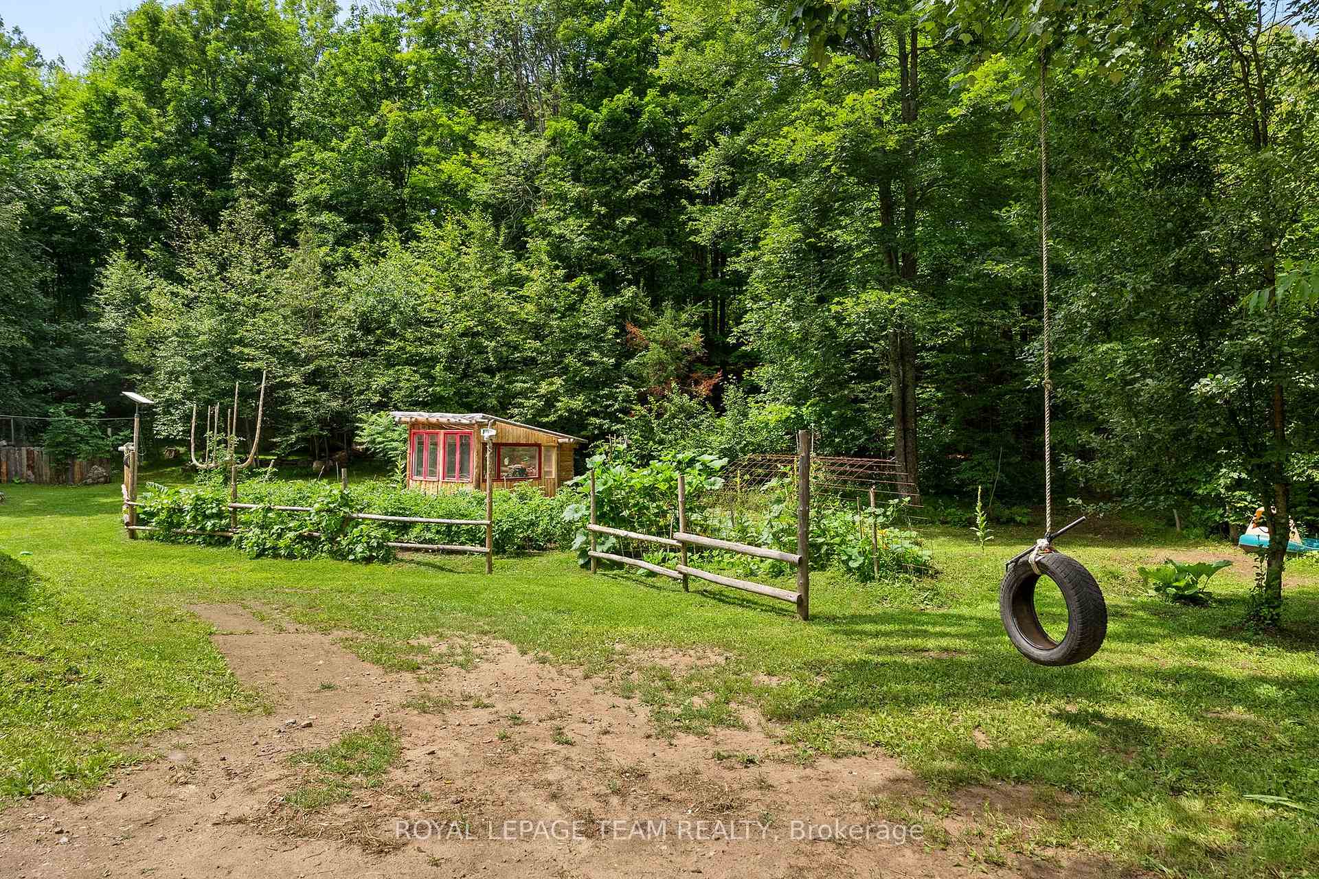 Photo 29 of 405 Calvin Road, Whitewater Region, Whitewater Region — HOMEH