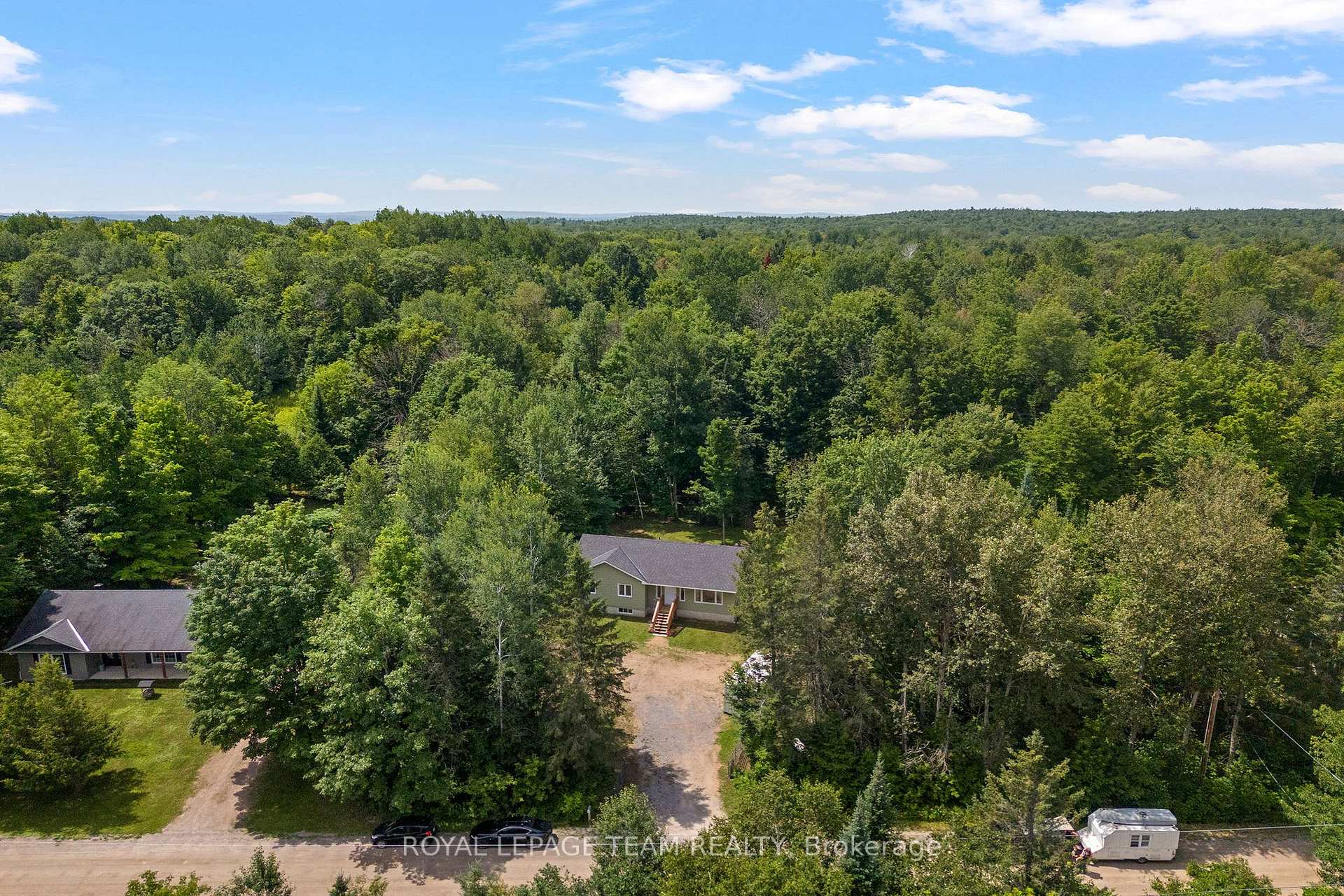 Photo 34 of 405 Calvin Road, Whitewater Region, Whitewater Region — HOMEH